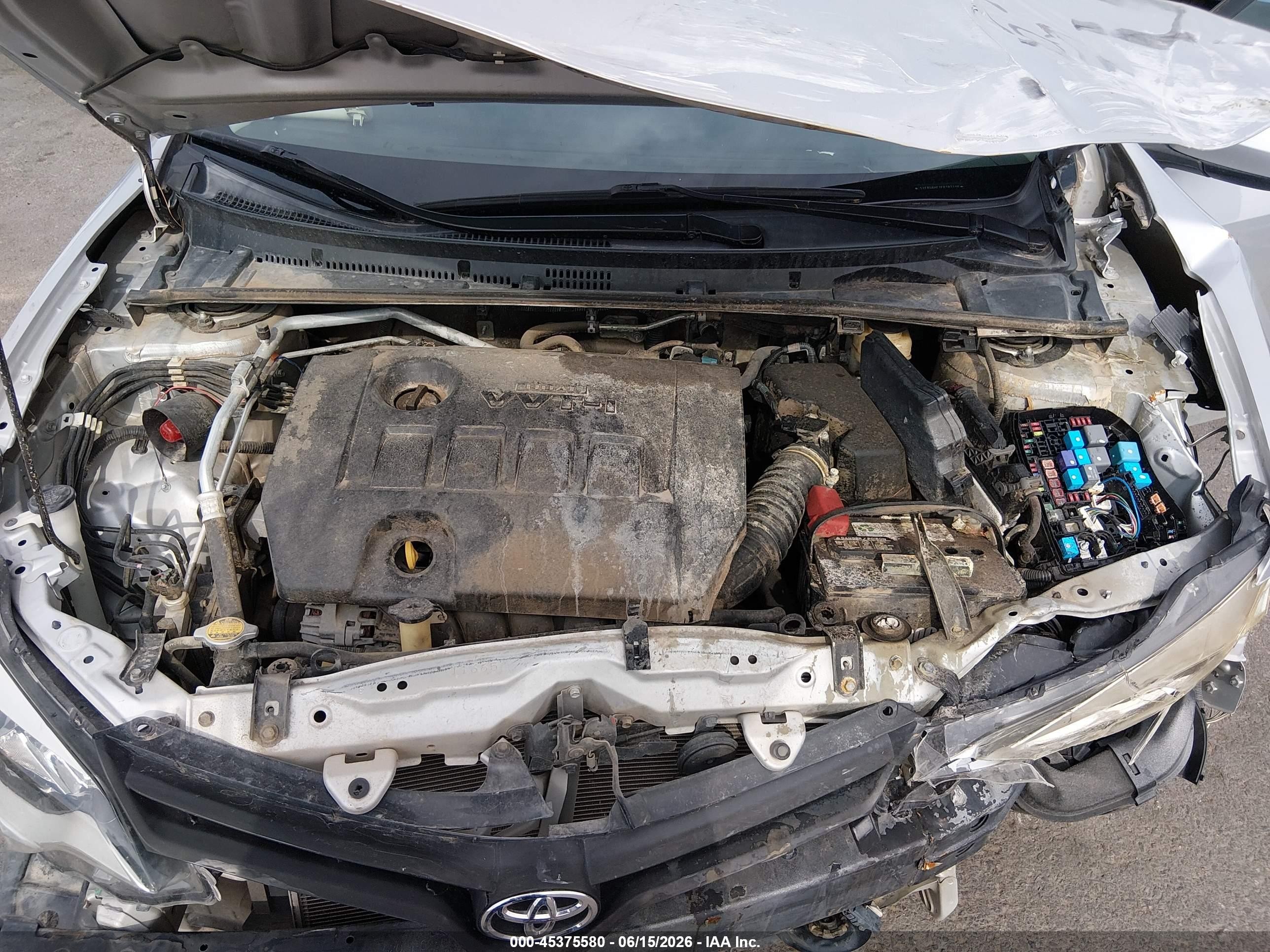 2015 Toyota Corolla L Серебряный vin: 5YFBURHE1FP187216