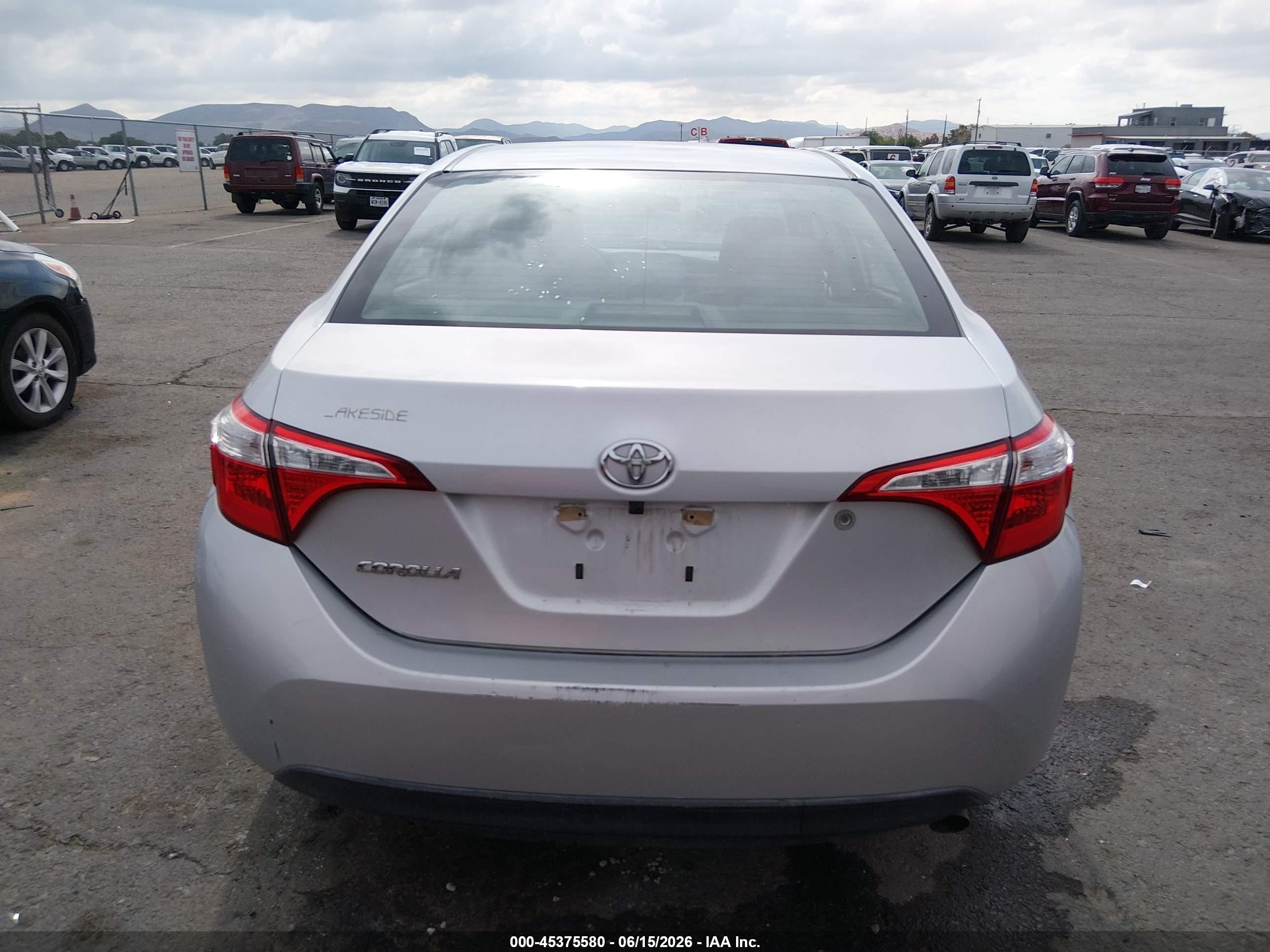 2015 Toyota Corolla L Серебряный vin: 5YFBURHE1FP187216