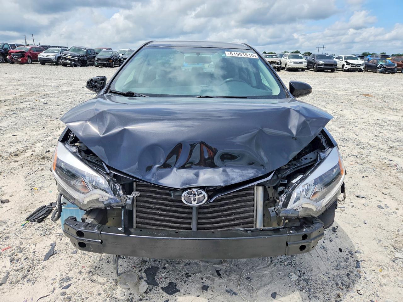 2015 Toyota Corolla Le Gray vin: 5YFBURHE1FP207481