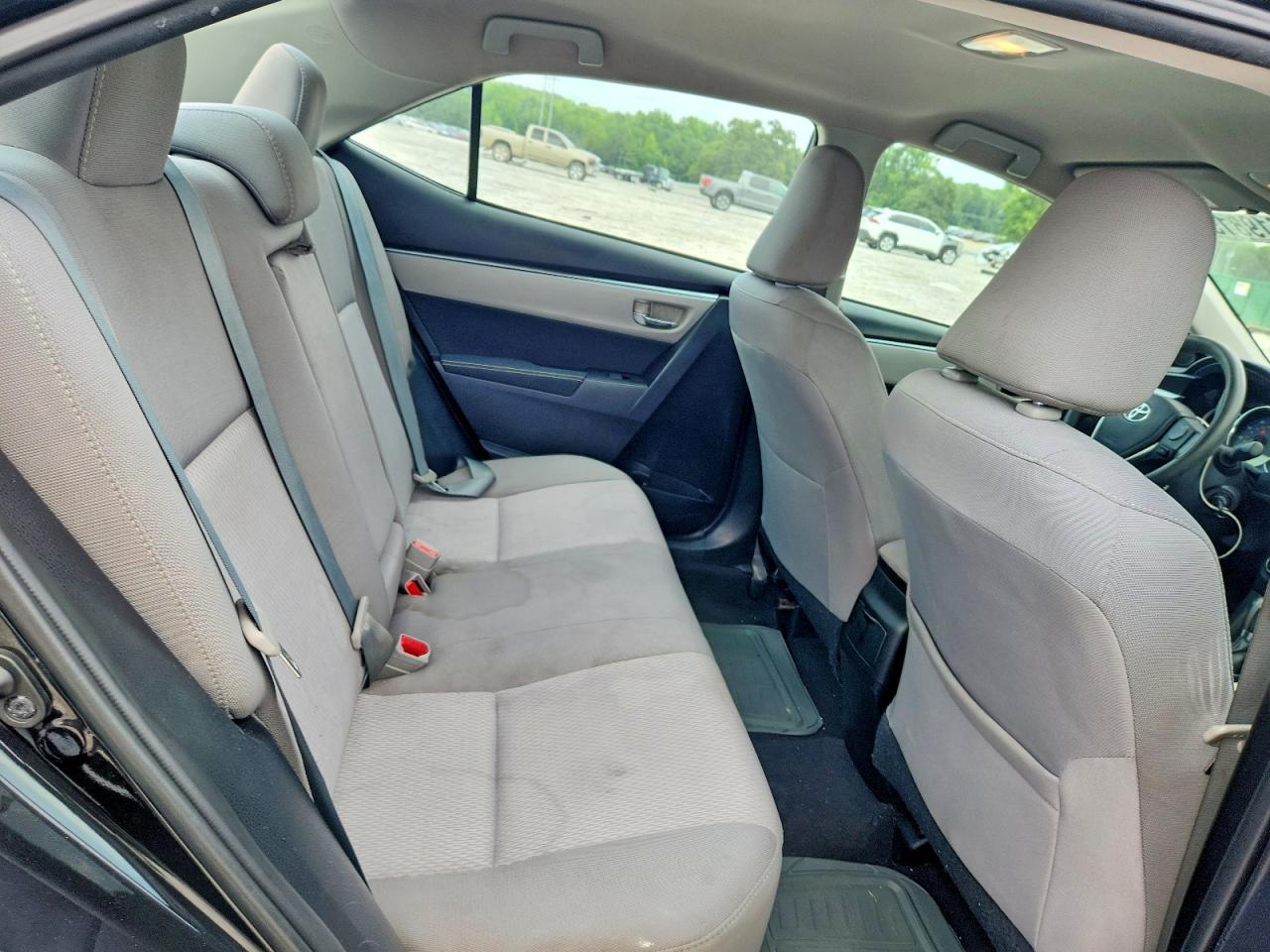 2015 Toyota Corolla Le Gray vin: 5YFBURHE1FP207481