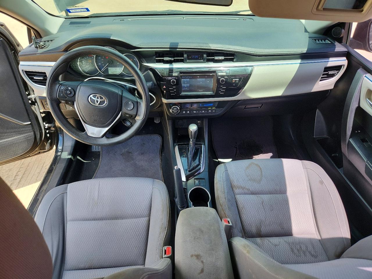 2015 Toyota Corolla Le Черный vin: 5YFBURHE1FP209327