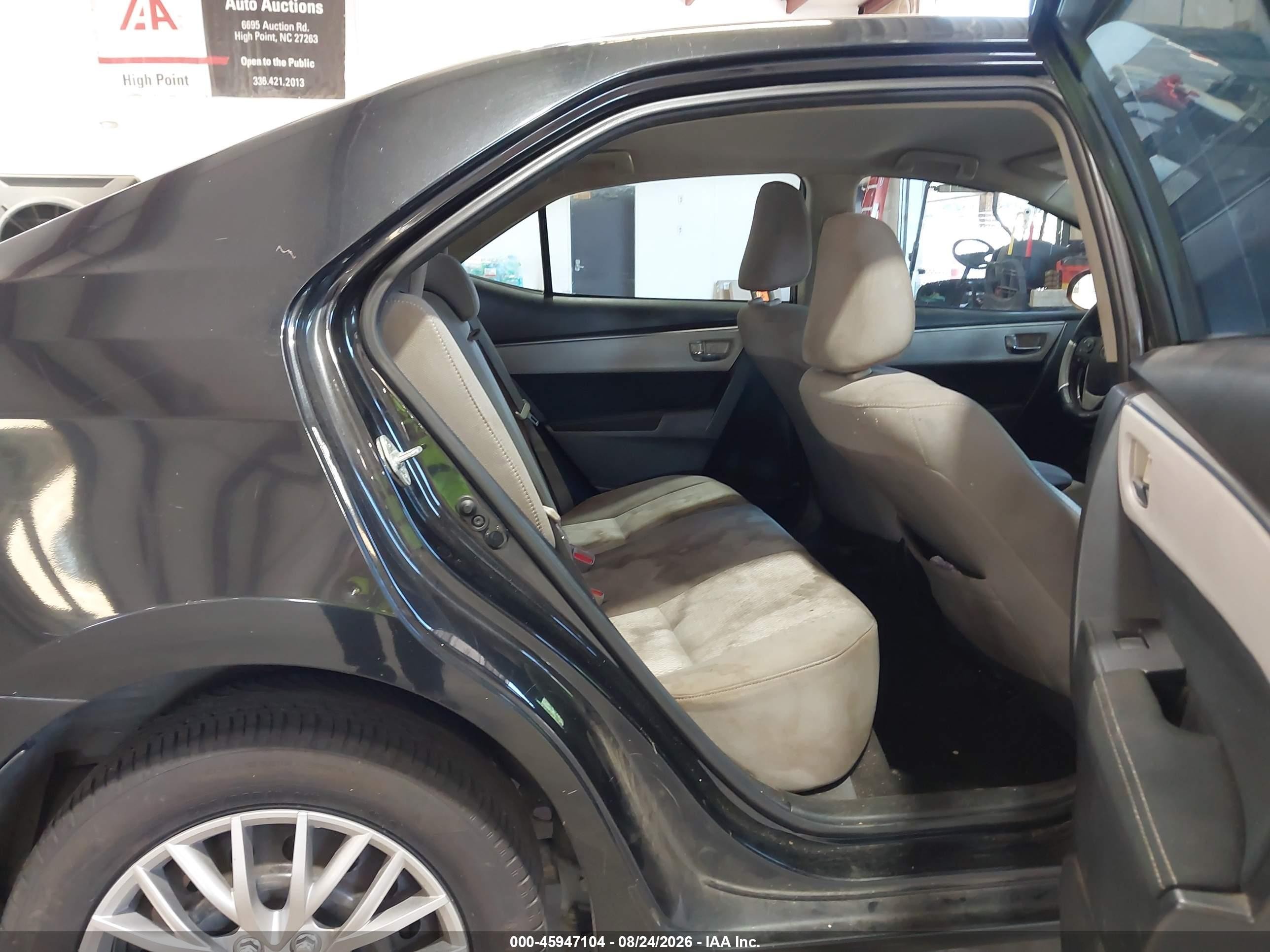 2015 Toyota Corolla L/le/le Pls/prm/s/s Pls Black vin: 5YFBURHE1FP217198