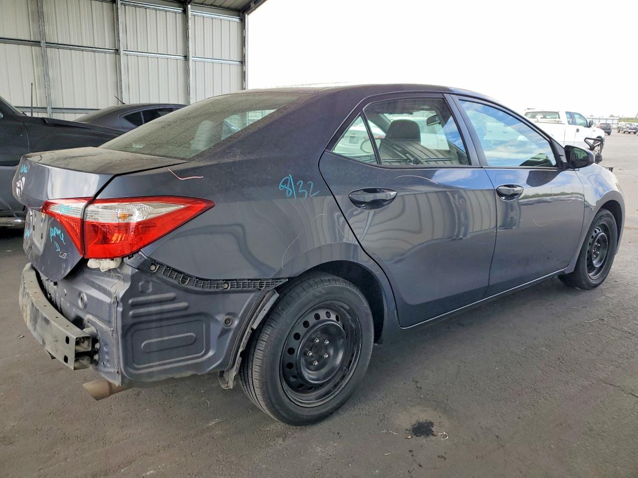 2015 Toyota Corolla Le Charcoal vin: 5YFBURHE1FP239279