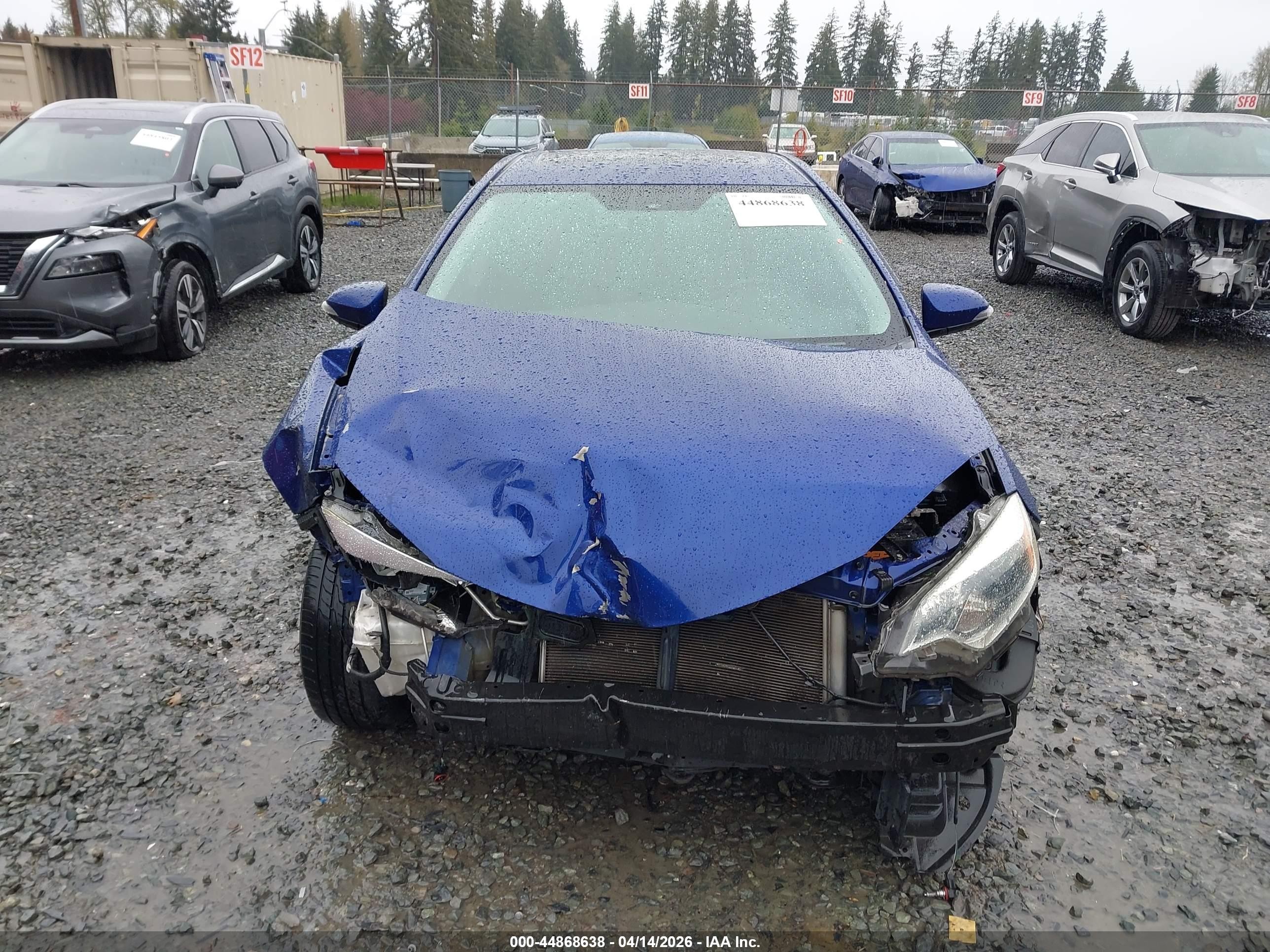 2015 Toyota Corolla S Plus Blue vin: 5YFBURHE1FP240576