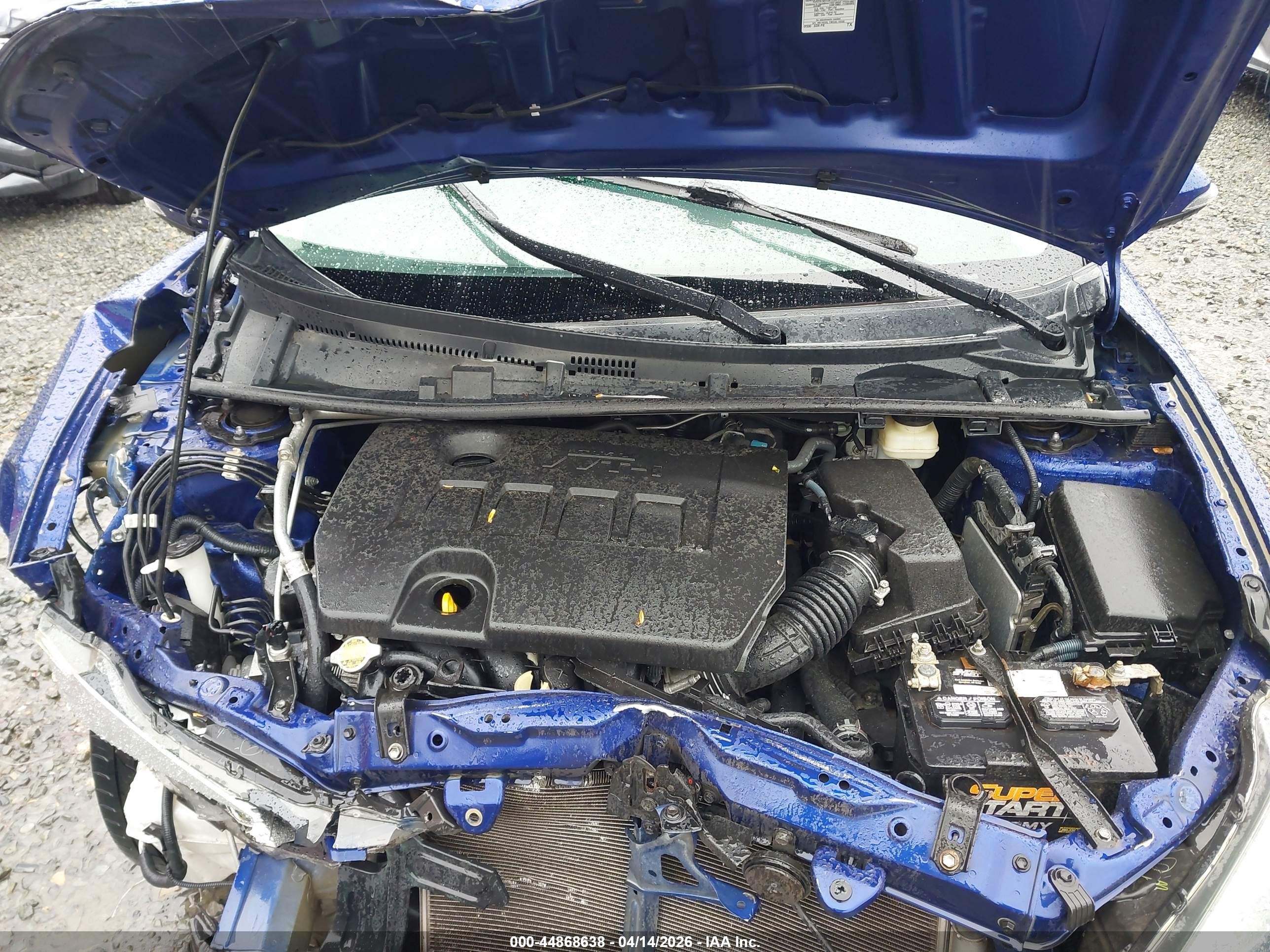 2015 Toyota Corolla S Plus Blue vin: 5YFBURHE1FP240576