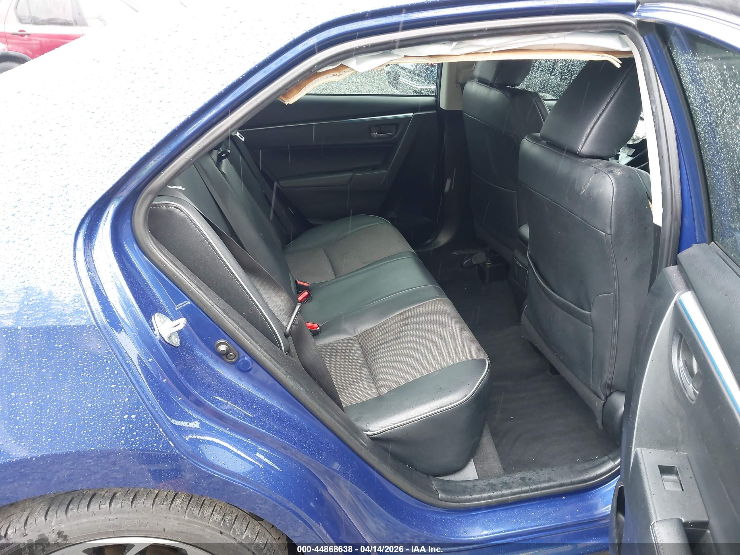 2015 Toyota Corolla S Plus Blue vin: 5YFBURHE1FP240576