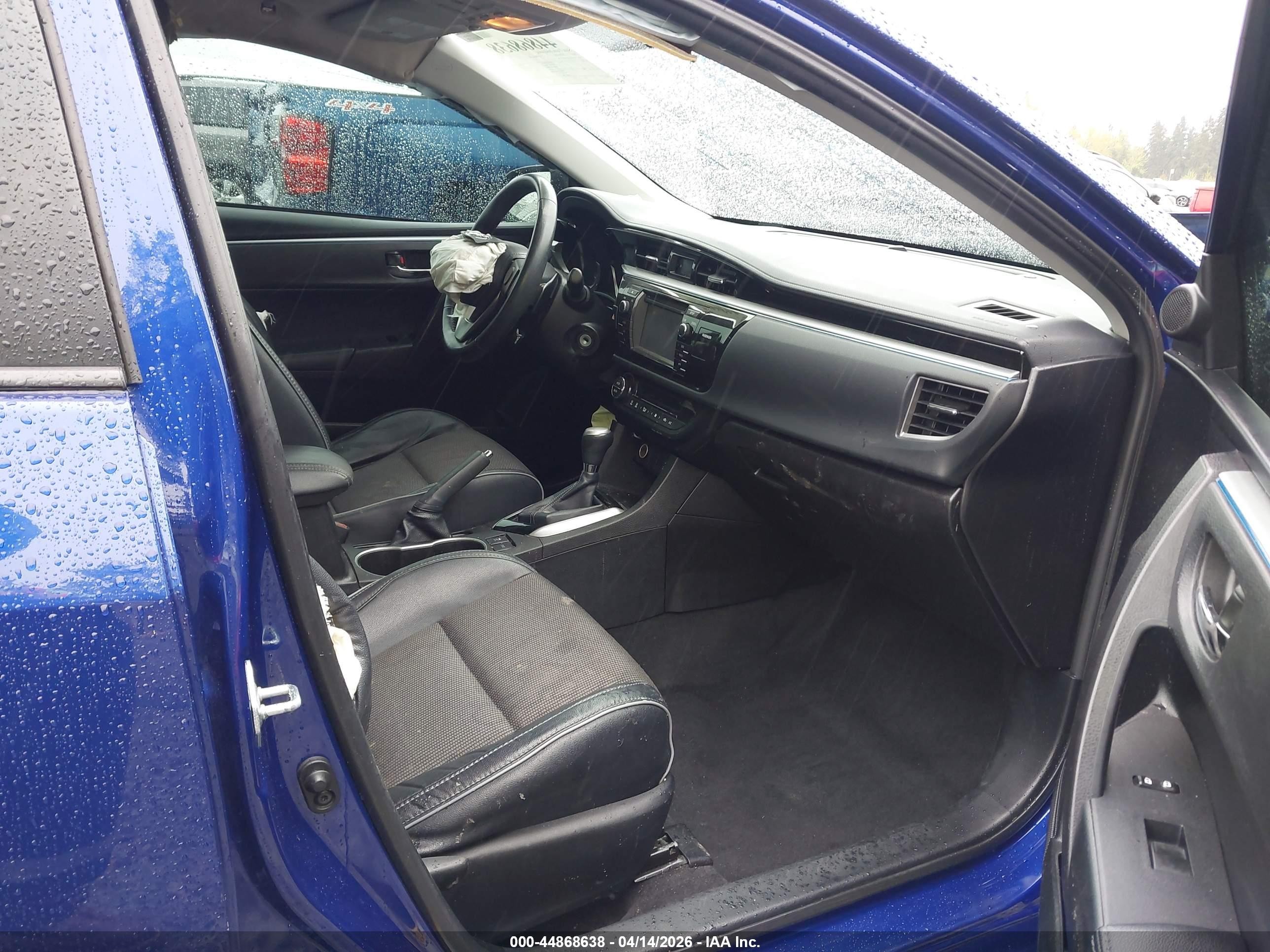 2015 Toyota Corolla S Plus Blue vin: 5YFBURHE1FP240576