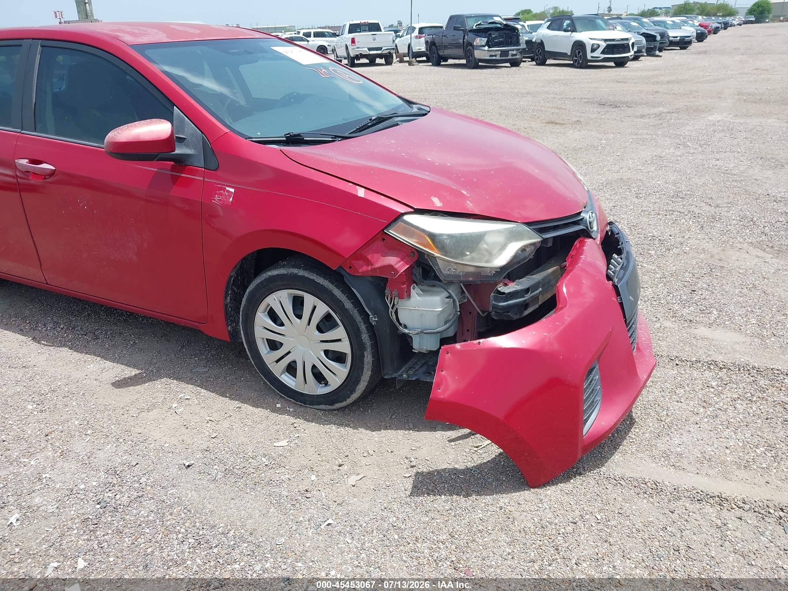2015 Toyota Corolla Le Красный vin: 5YFBURHE1FP245468