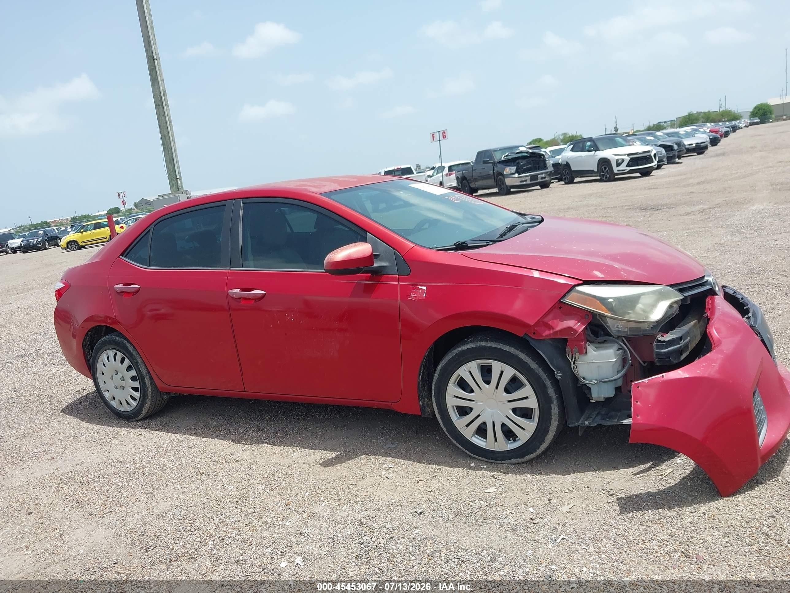 2015 Toyota Corolla Le Красный vin: 5YFBURHE1FP245468