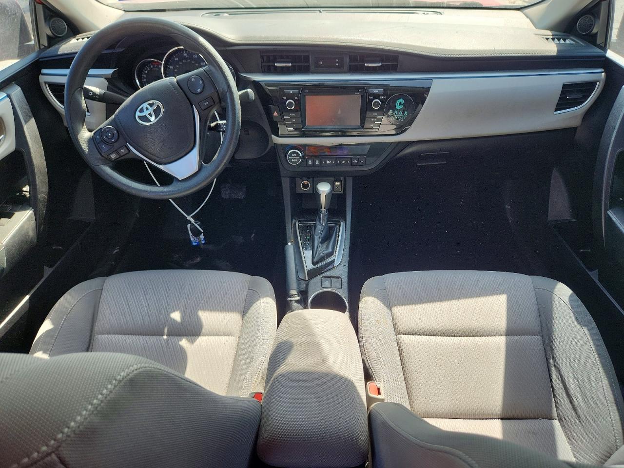 2015 Toyota Corolla Le Red vin: 5YFBURHE1FP250704