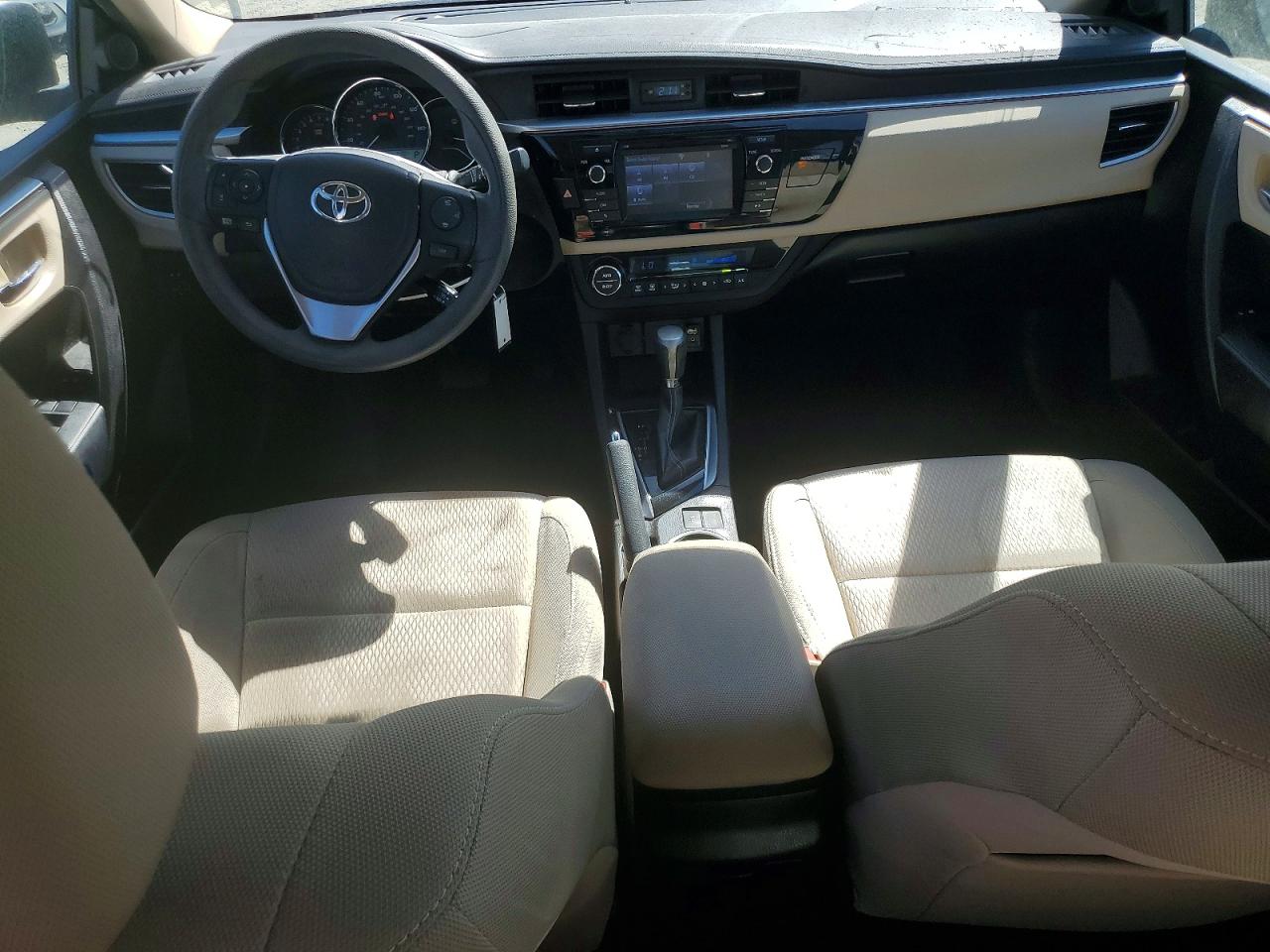 2015 Toyota Corolla Le Green vin: 5YFBURHE1FP251870