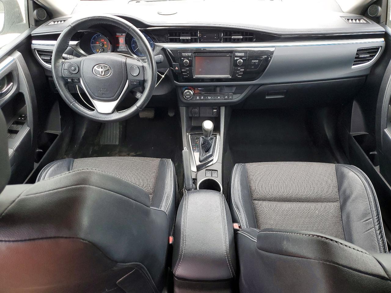 2015 Toyota Corolla S Plus Серебряный vin: 5YFBURHE1FP253182