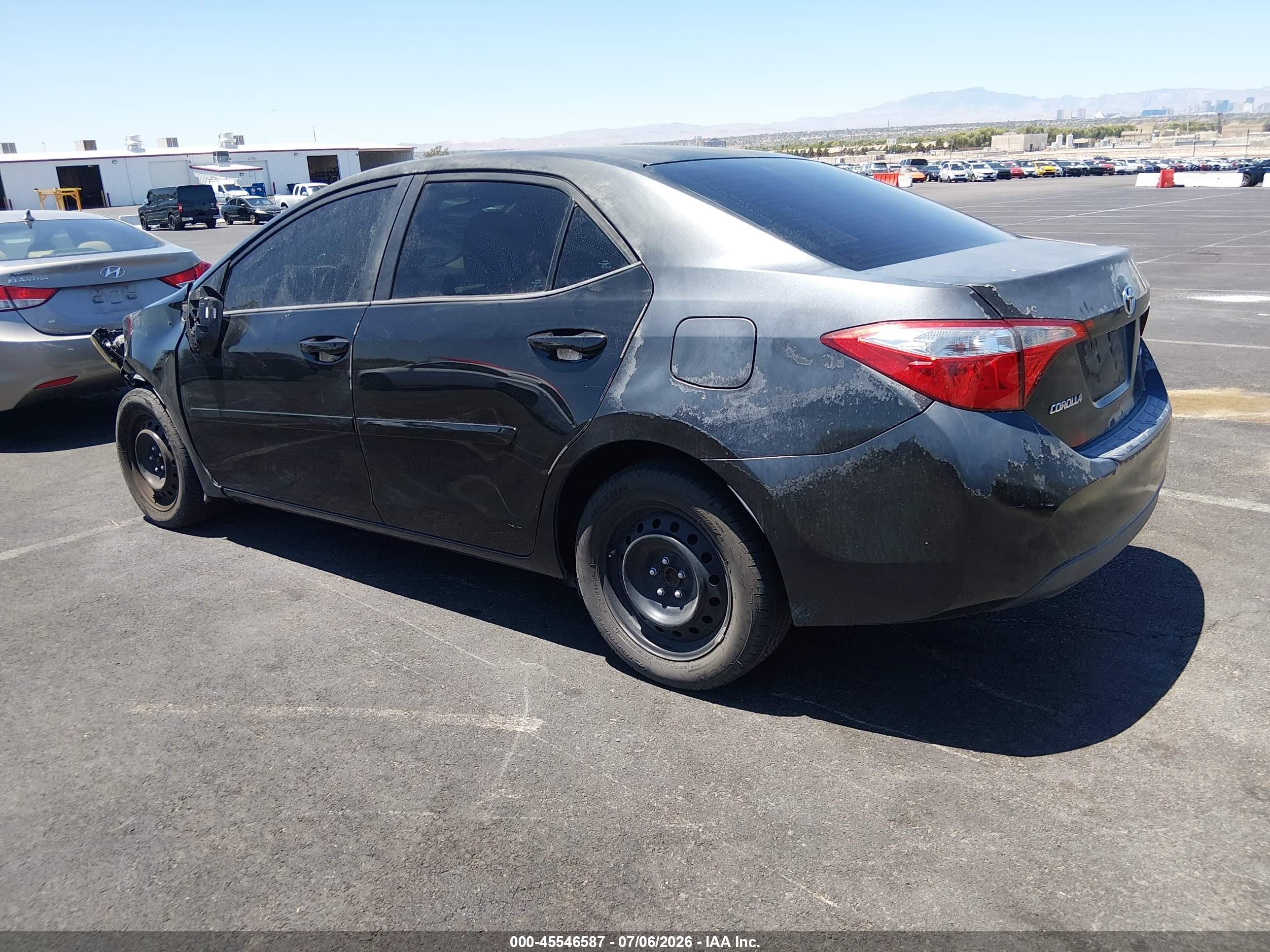 2015 Toyota Corolla Le Черный vin: 5YFBURHE1FP256289