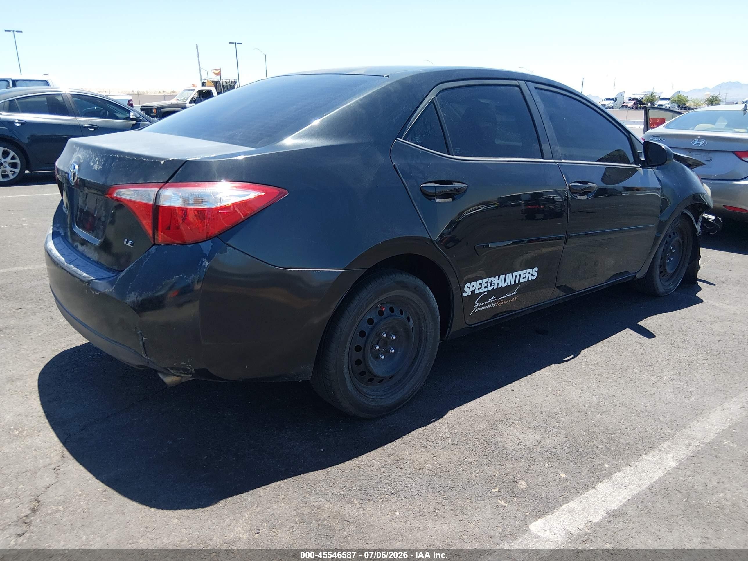 2015 Toyota Corolla Le Черный vin: 5YFBURHE1FP256289