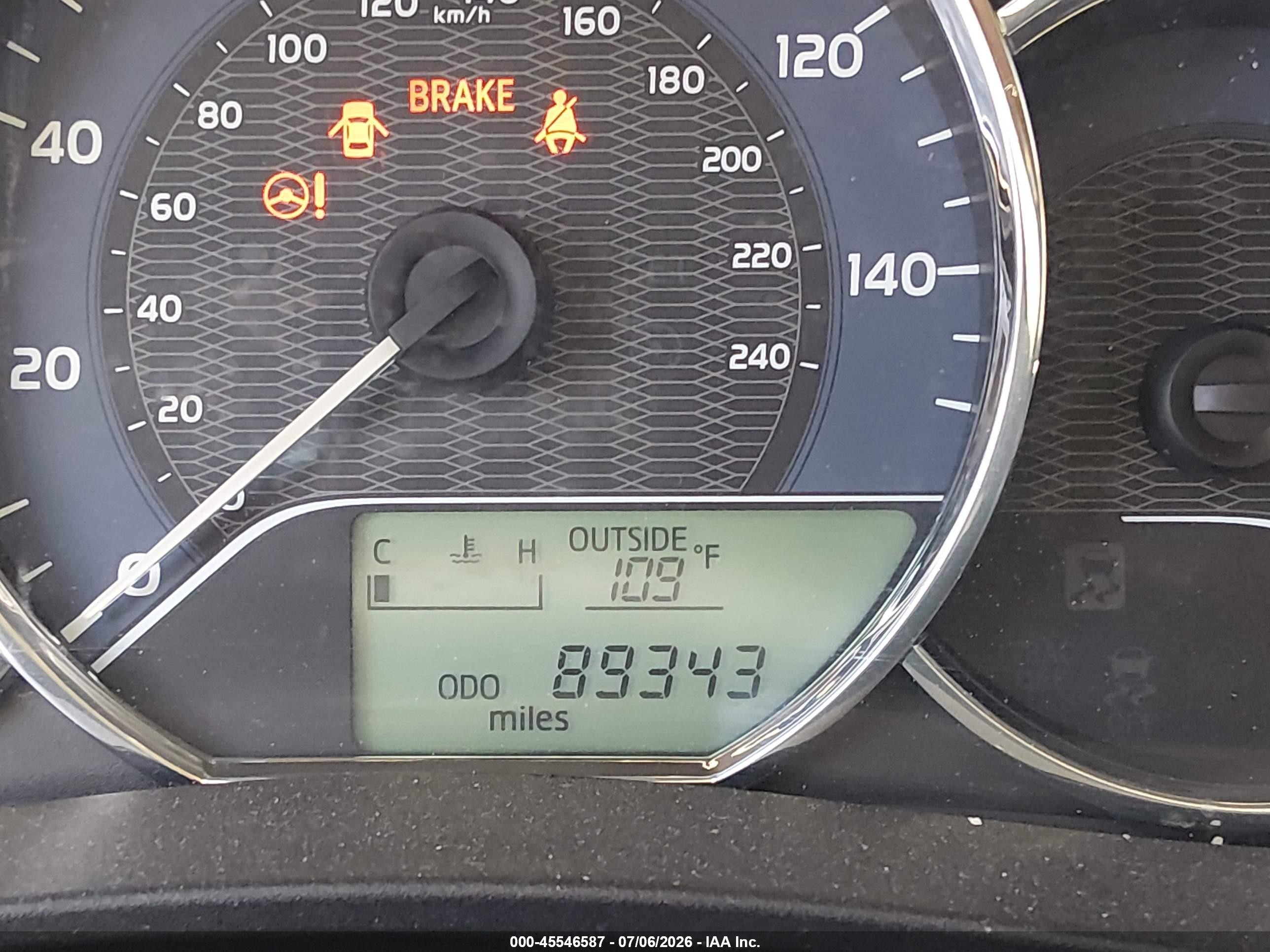 2015 Toyota Corolla Le Черный vin: 5YFBURHE1FP256289