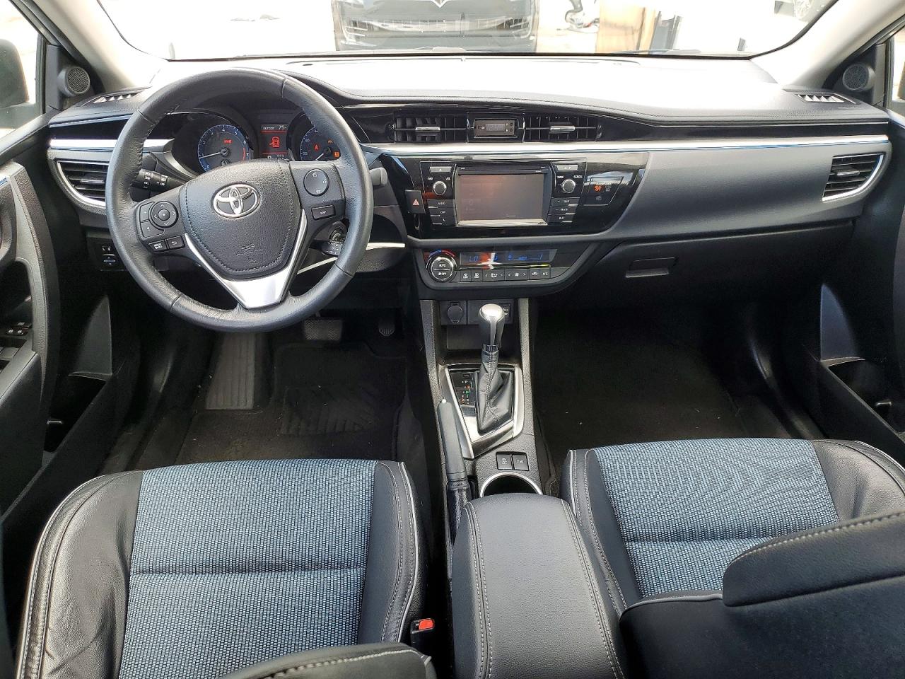 2015 Toyota Corolla S Plus Silver vin: 5YFBURHE1FP257359