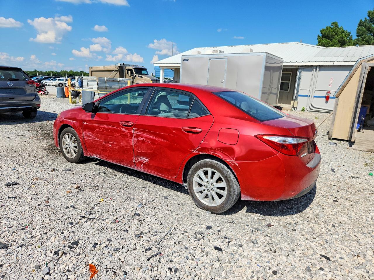 2015 Toyota Corolla Le Red vin: 5YFBURHE1FP266594