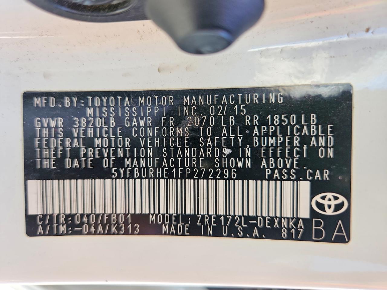 2015 Toyota Corolla Le White vin: 5YFBURHE1FP272296