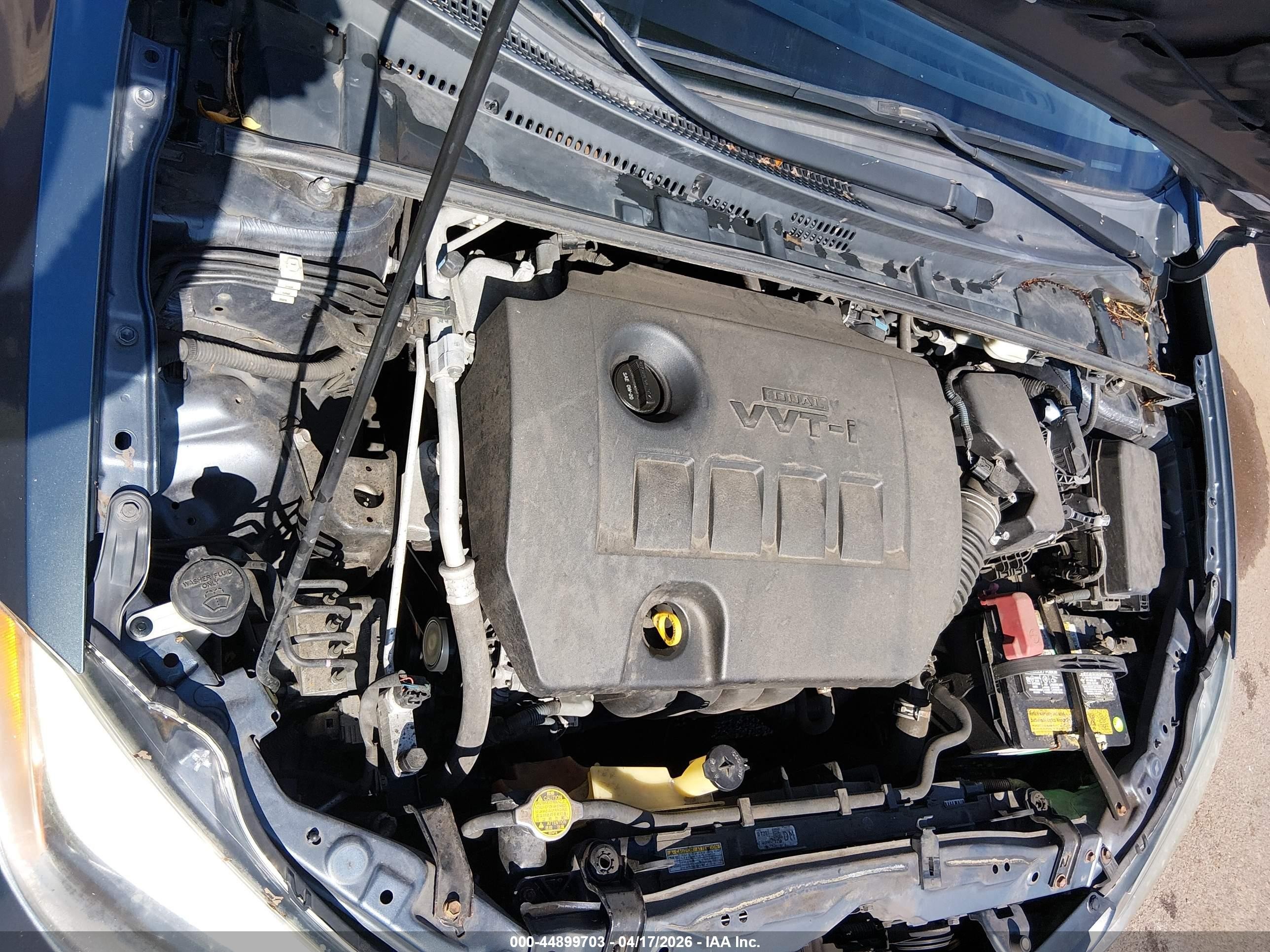2015 Toyota Corolla Le/le Plus/le Premium Серый vin: 5YFBURHE1FP278809