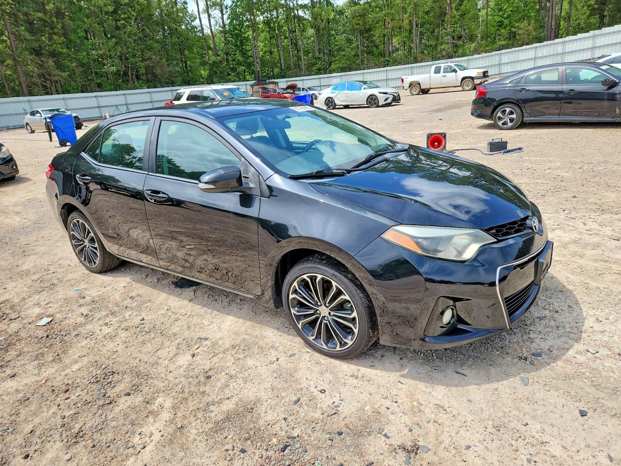 2015 Toyota Corolla S Plus Black vin: 5YFBURHE1FP278907