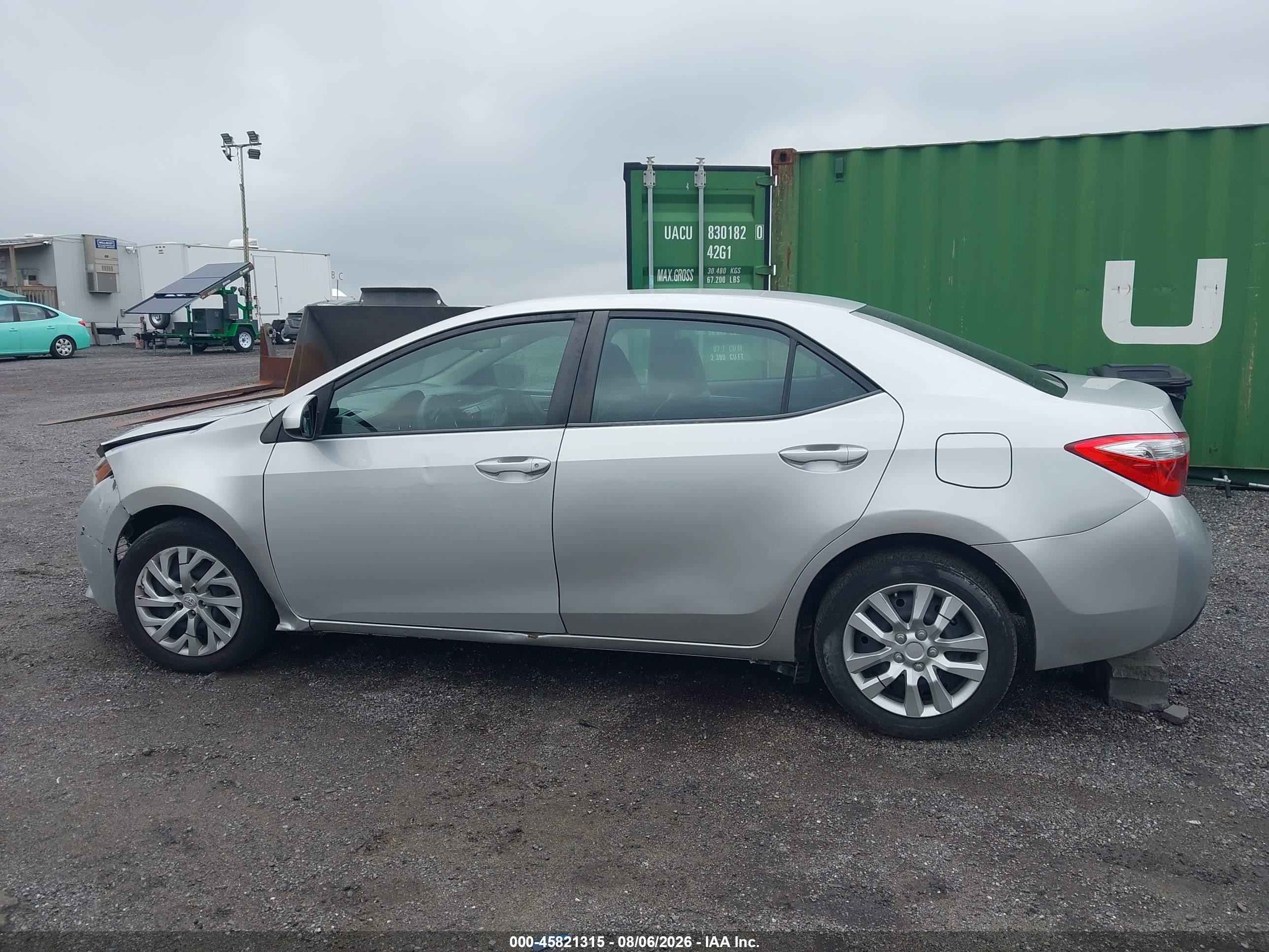 2015 Toyota Corolla Le Silver vin: 5YFBURHE1FP297859