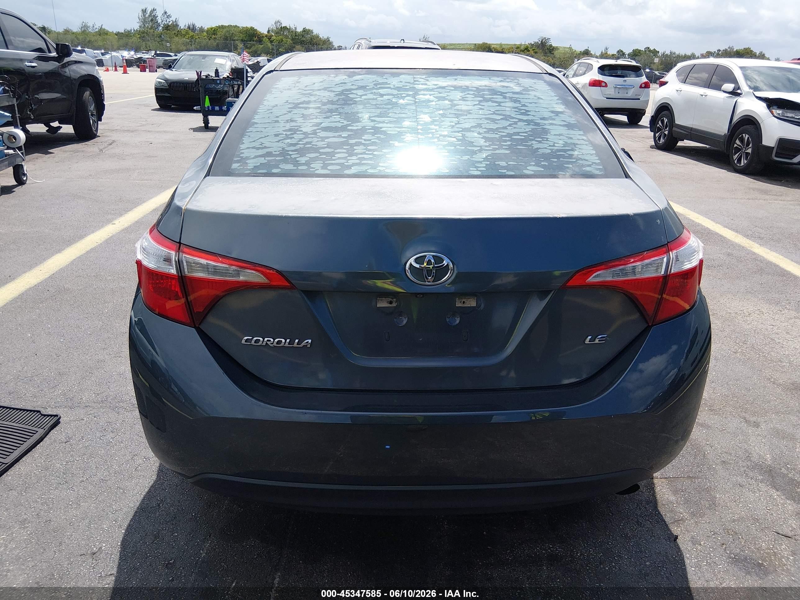 2015 Toyota Corolla Le Gray vin: 5YFBURHE1FP302560
