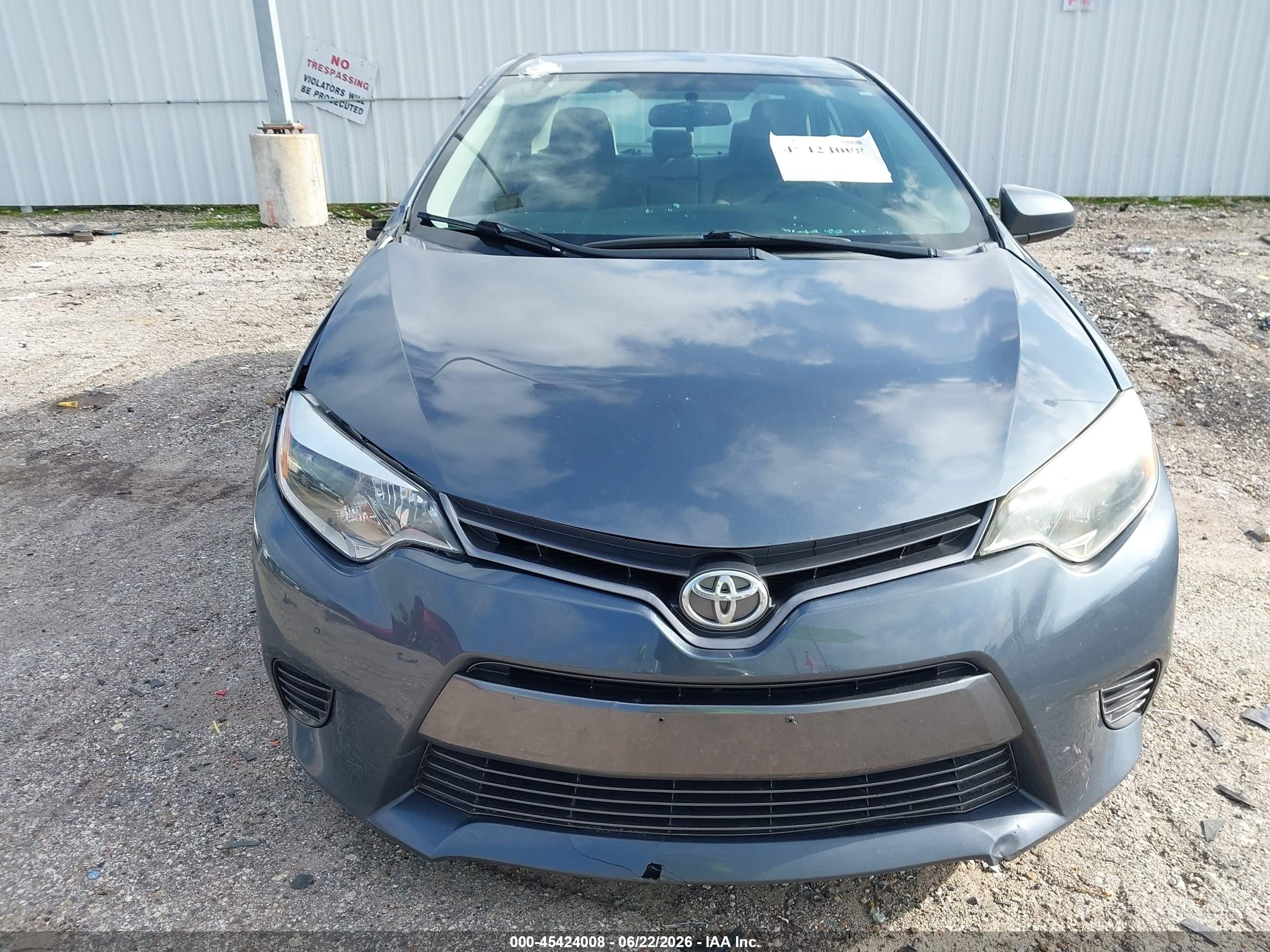 2015 Toyota Corolla Le Gray vin: 5YFBURHE1FP310092