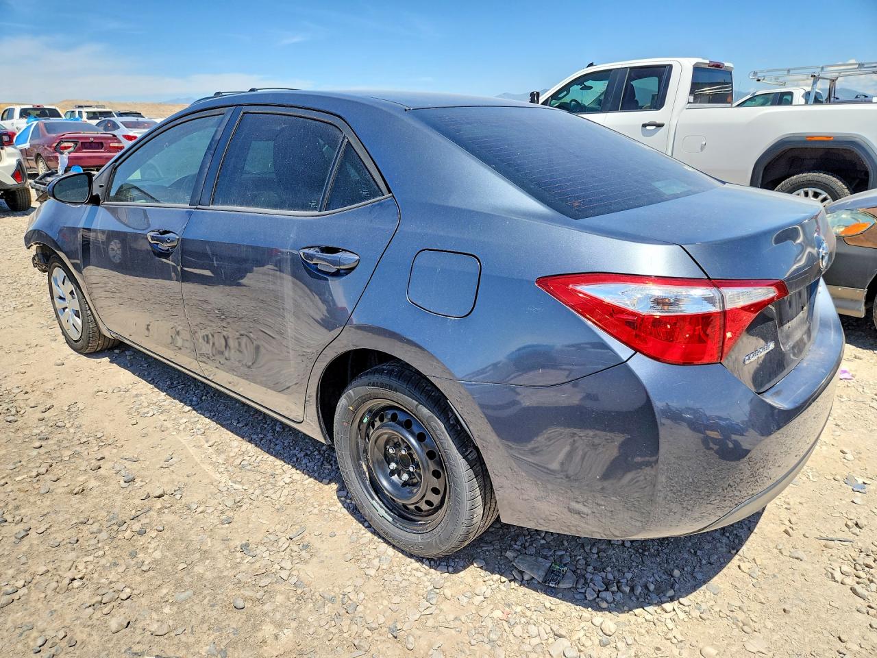 2015 Toyota Corolla Le Blue vin: 5YFBURHE1FP318922