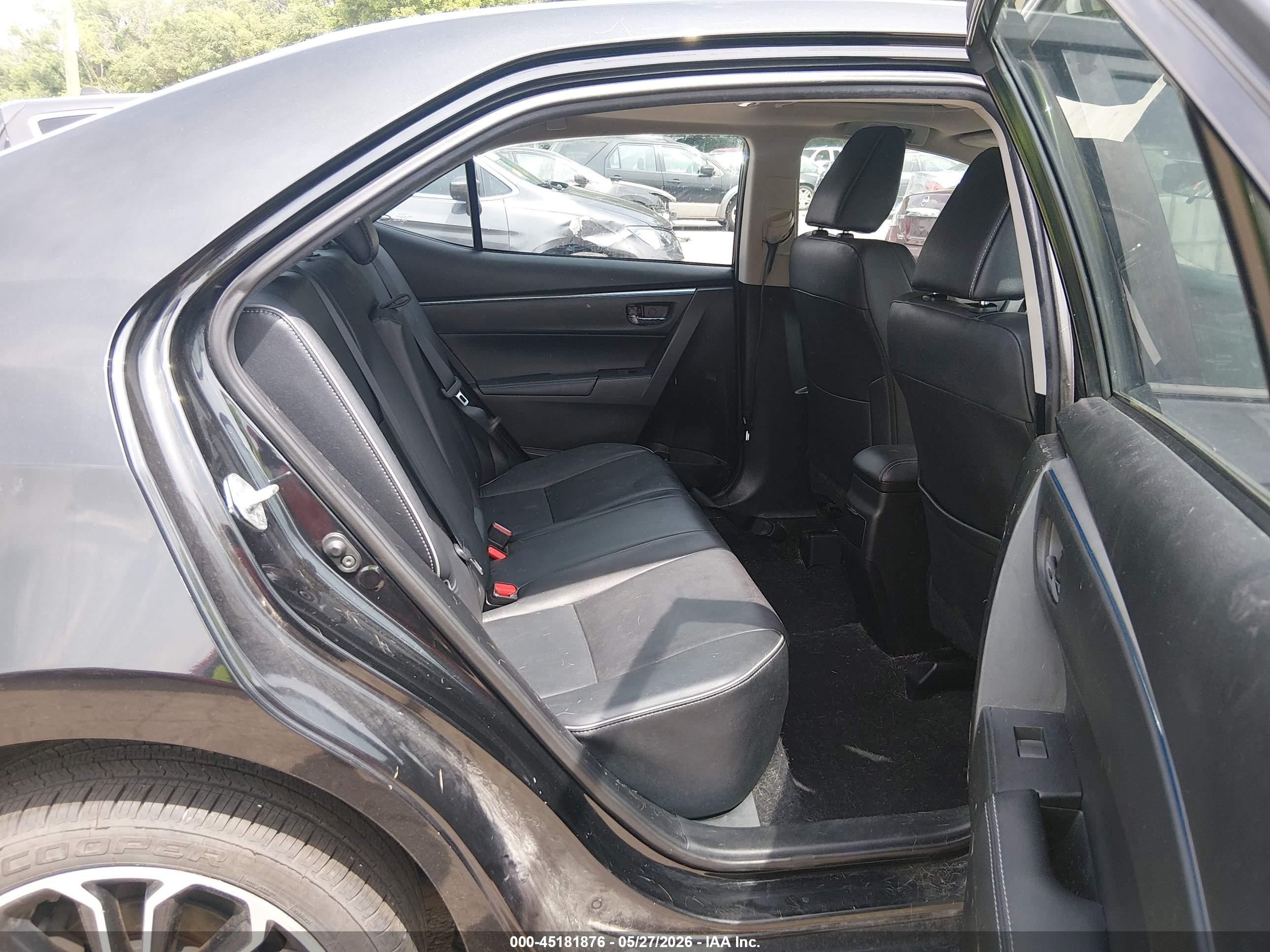 2015 Toyota Corolla S Premium Black vin: 5YFBURHE1FP321349
