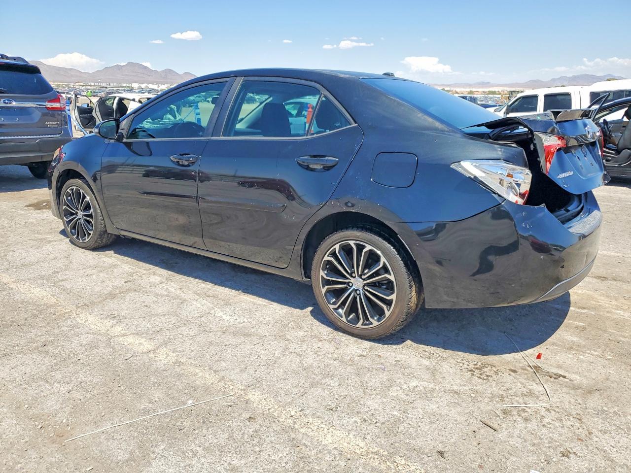 2015 Toyota Corolla S Plus Black vin: 5YFBURHE1FP350771