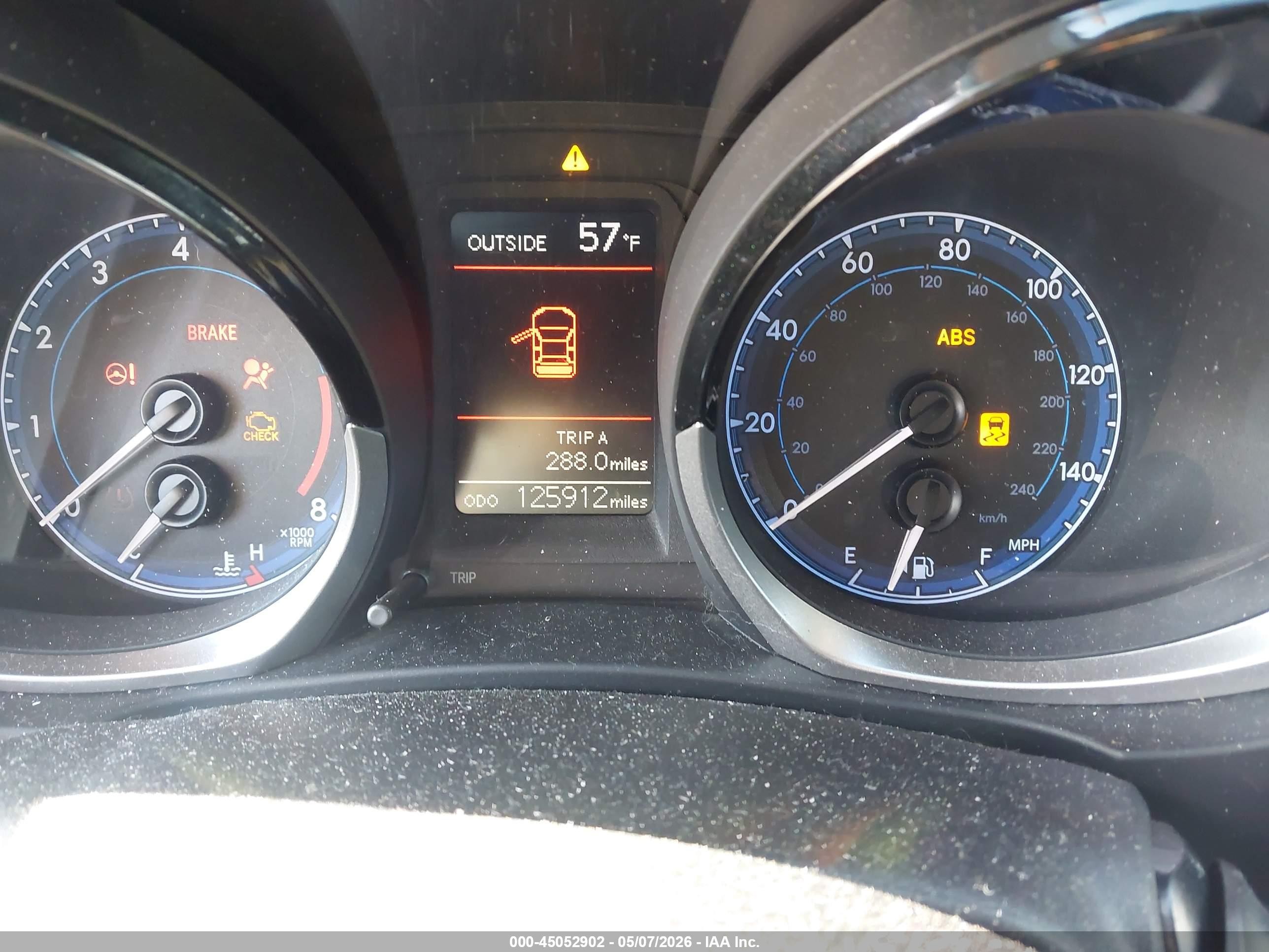 2015 Toyota Corolla S Plus Белый vin: 5YFBURHE1FP360037