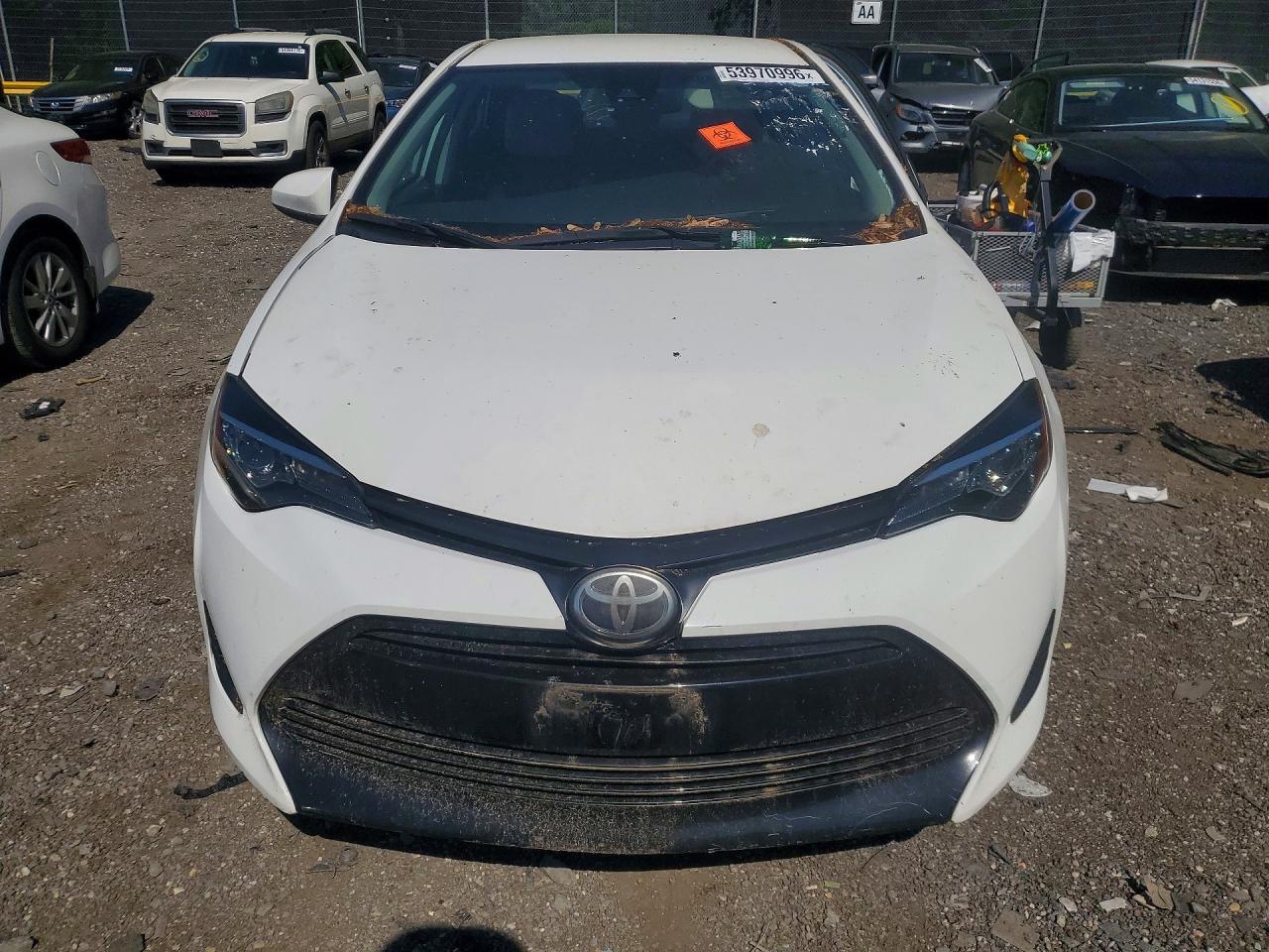 2019 Toyota Corolla Le White vin: 5YFBURHE1KP904286