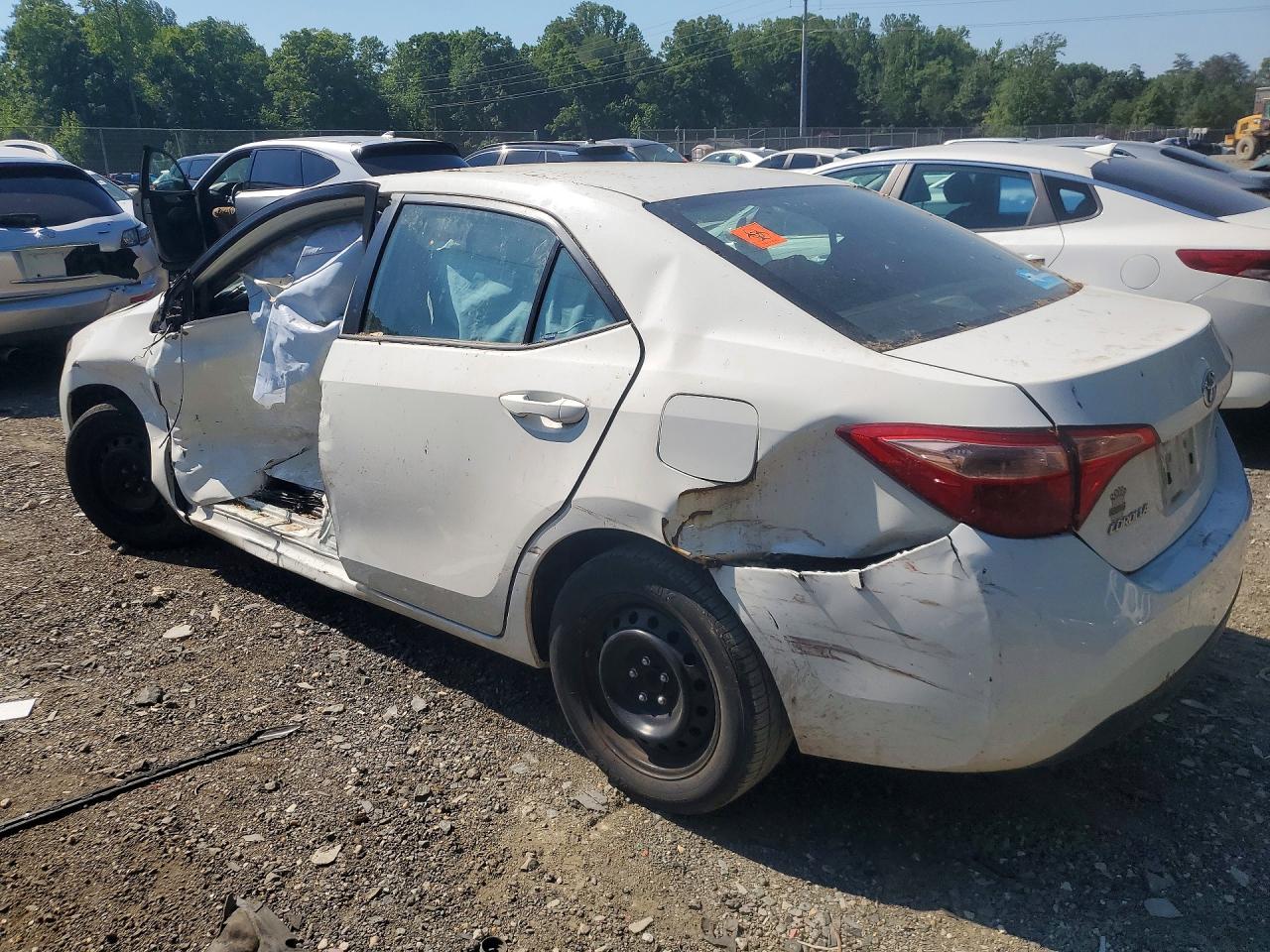 2019 Toyota Corolla Le White vin: 5YFBURHE1KP904286