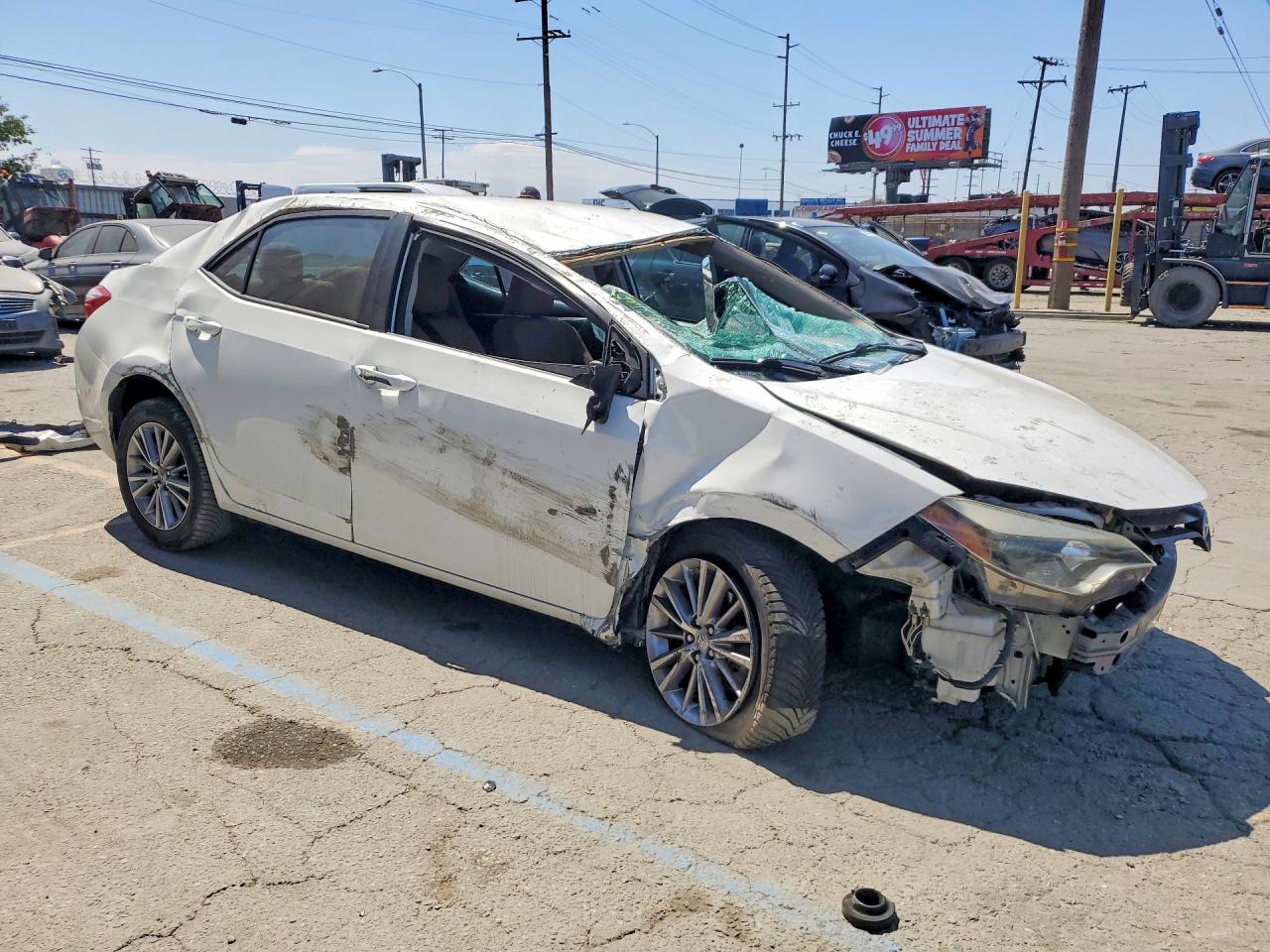 2014 Toyota Corolla Le Plus White vin: 5YFBURHE2EP014142