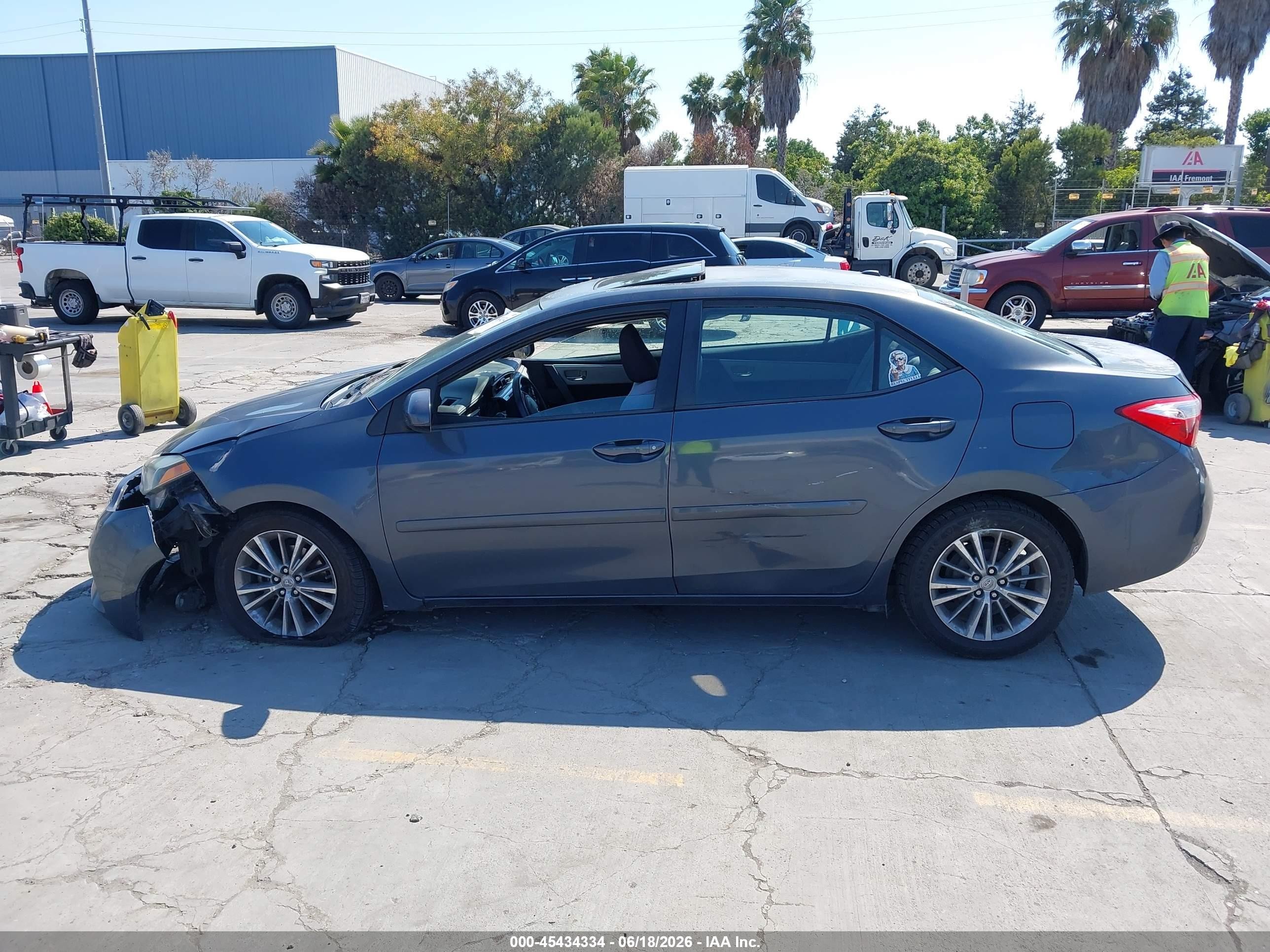 2014 Toyota Corolla Le Plus Gray vin: 5YFBURHE2EP016831