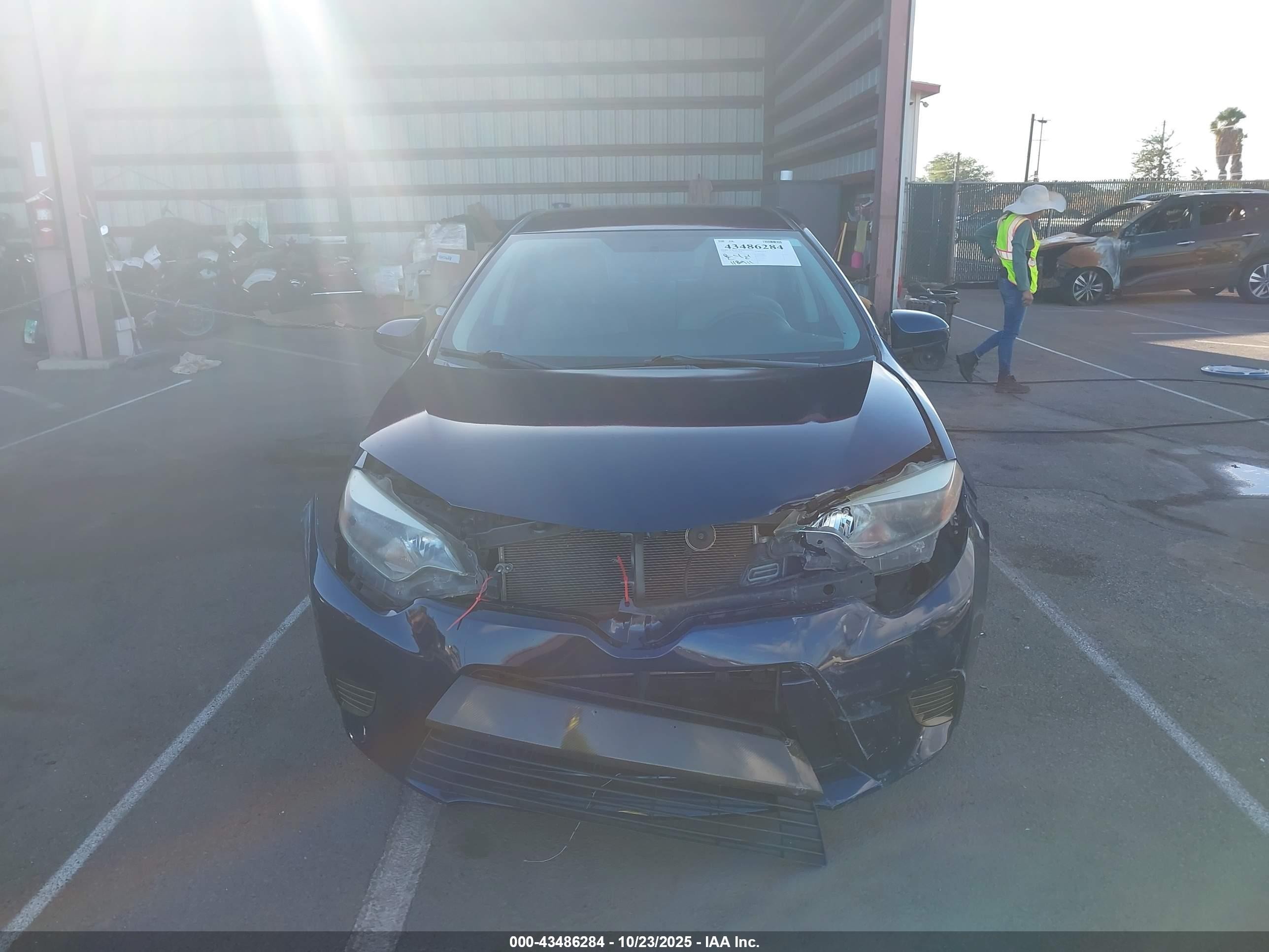 2014 Toyota Corolla Le/le Plus/le Premium Синий vin: 5YFBURHE2EP046556