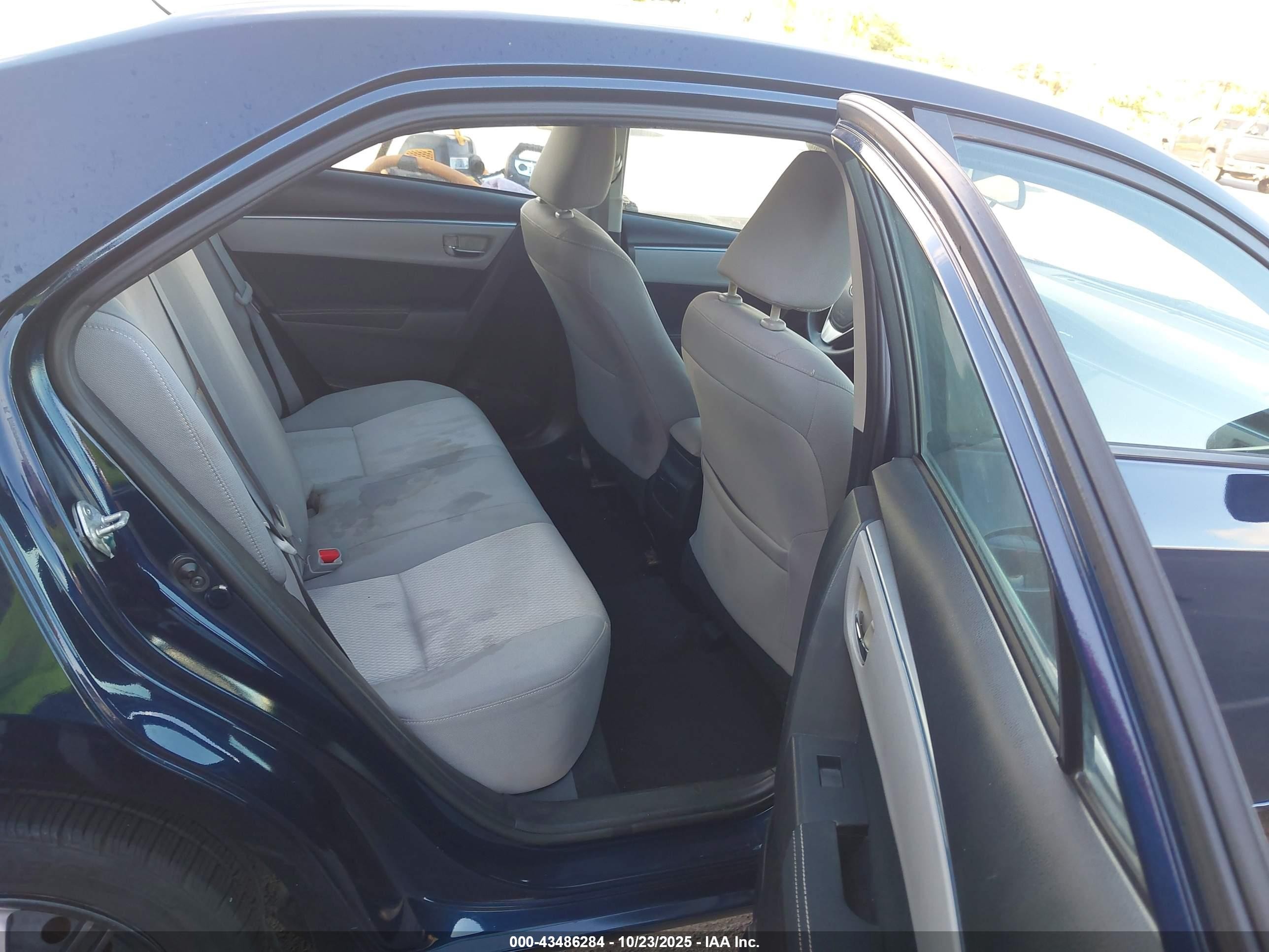 2014 Toyota Corolla Le/le Plus/le Premium Синий vin: 5YFBURHE2EP046556