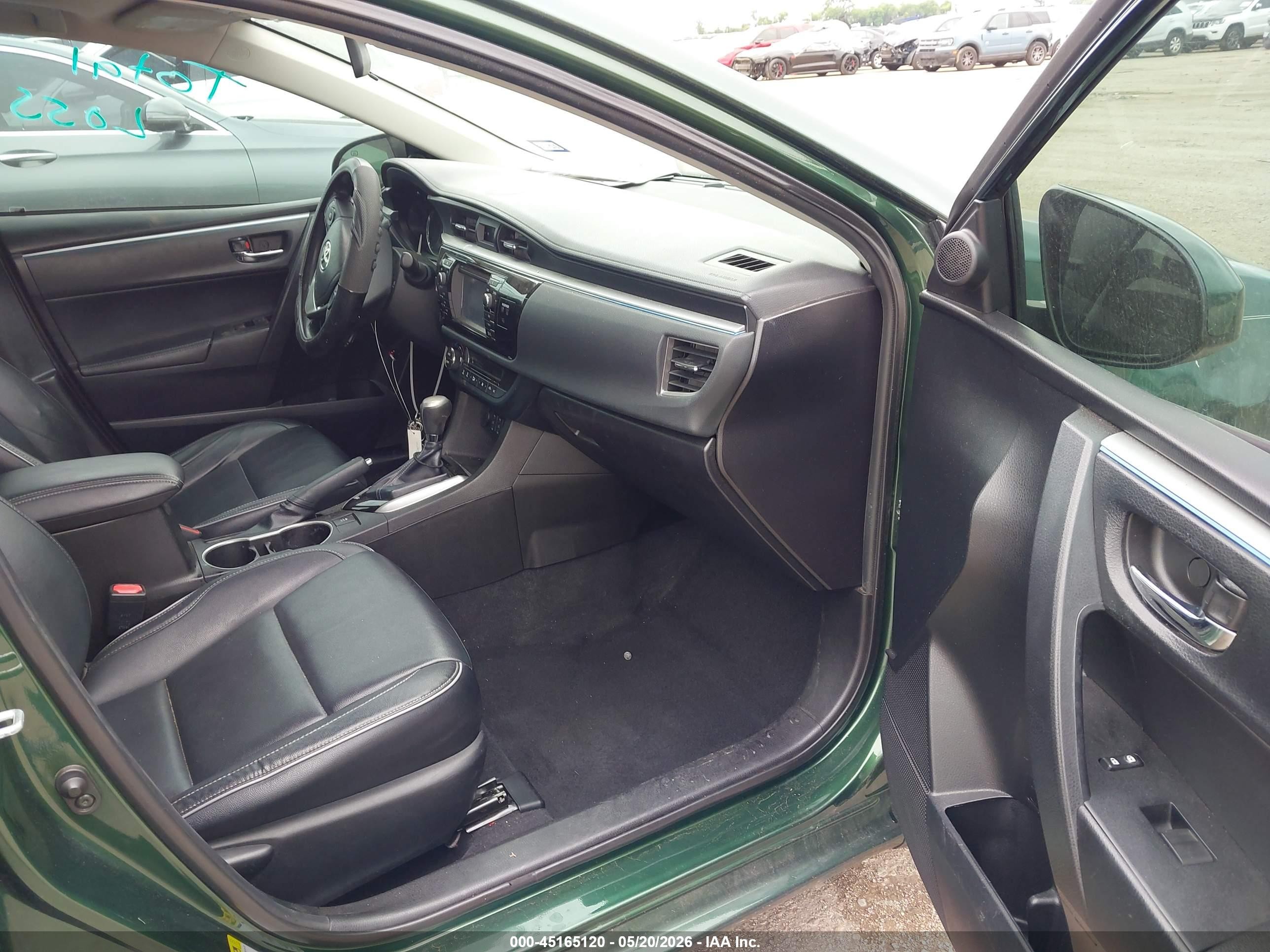 2014 Toyota Corolla   Green vin: 5YFBURHE2EP049697