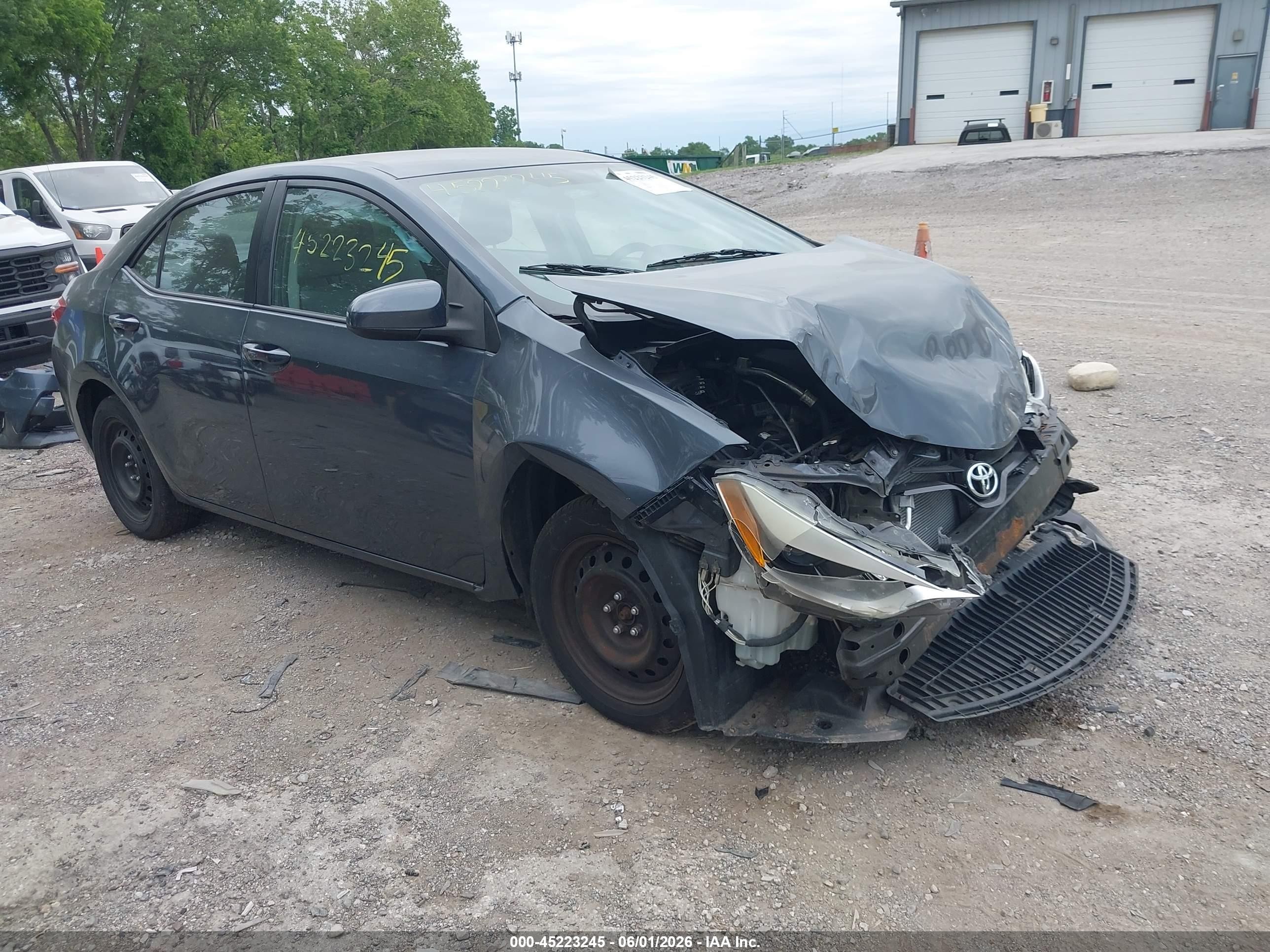 2014 Toyota Corolla Le Blue vin: 5YFBURHE2EP066595