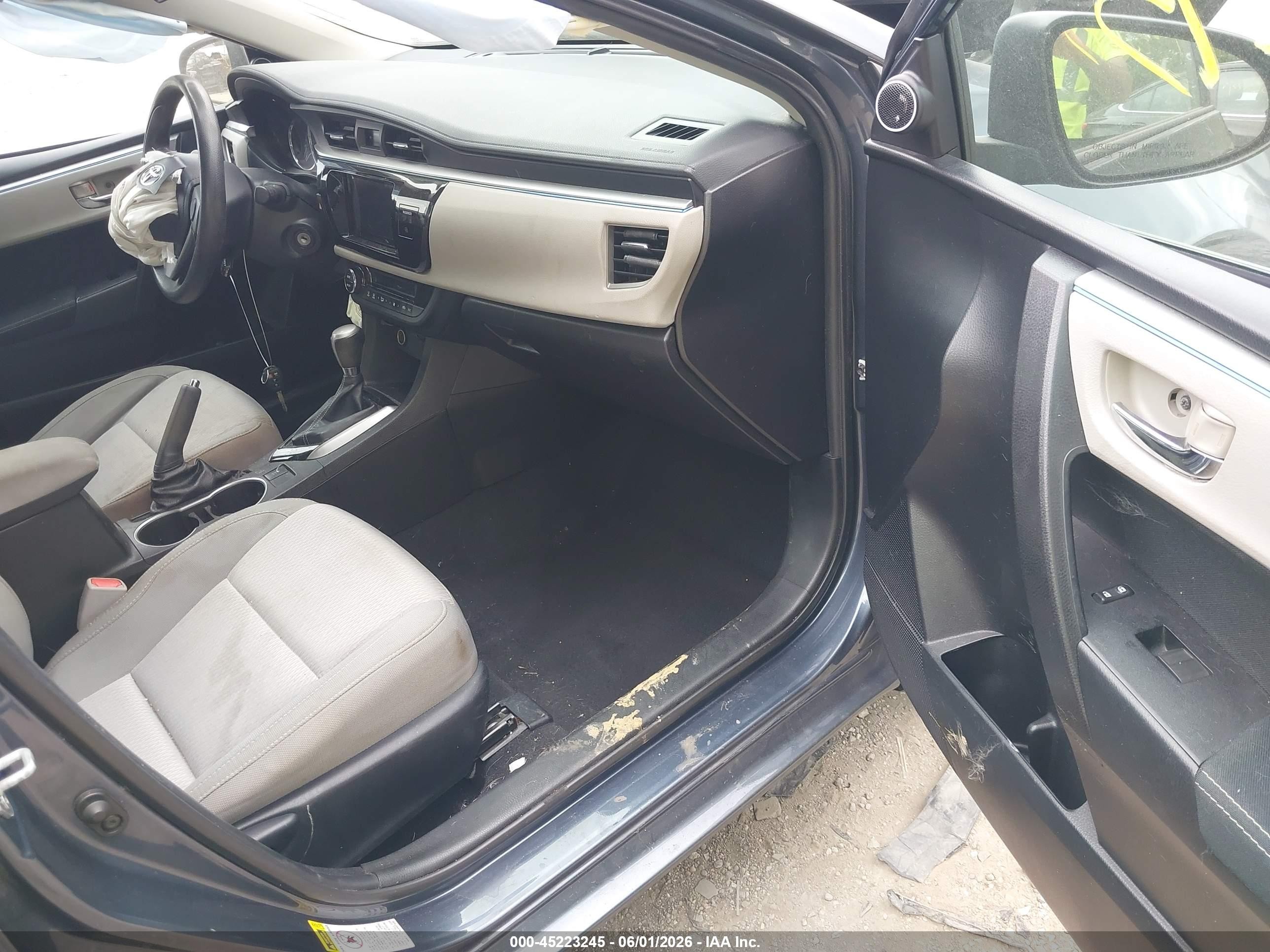 2014 Toyota Corolla Le Blue vin: 5YFBURHE2EP066595