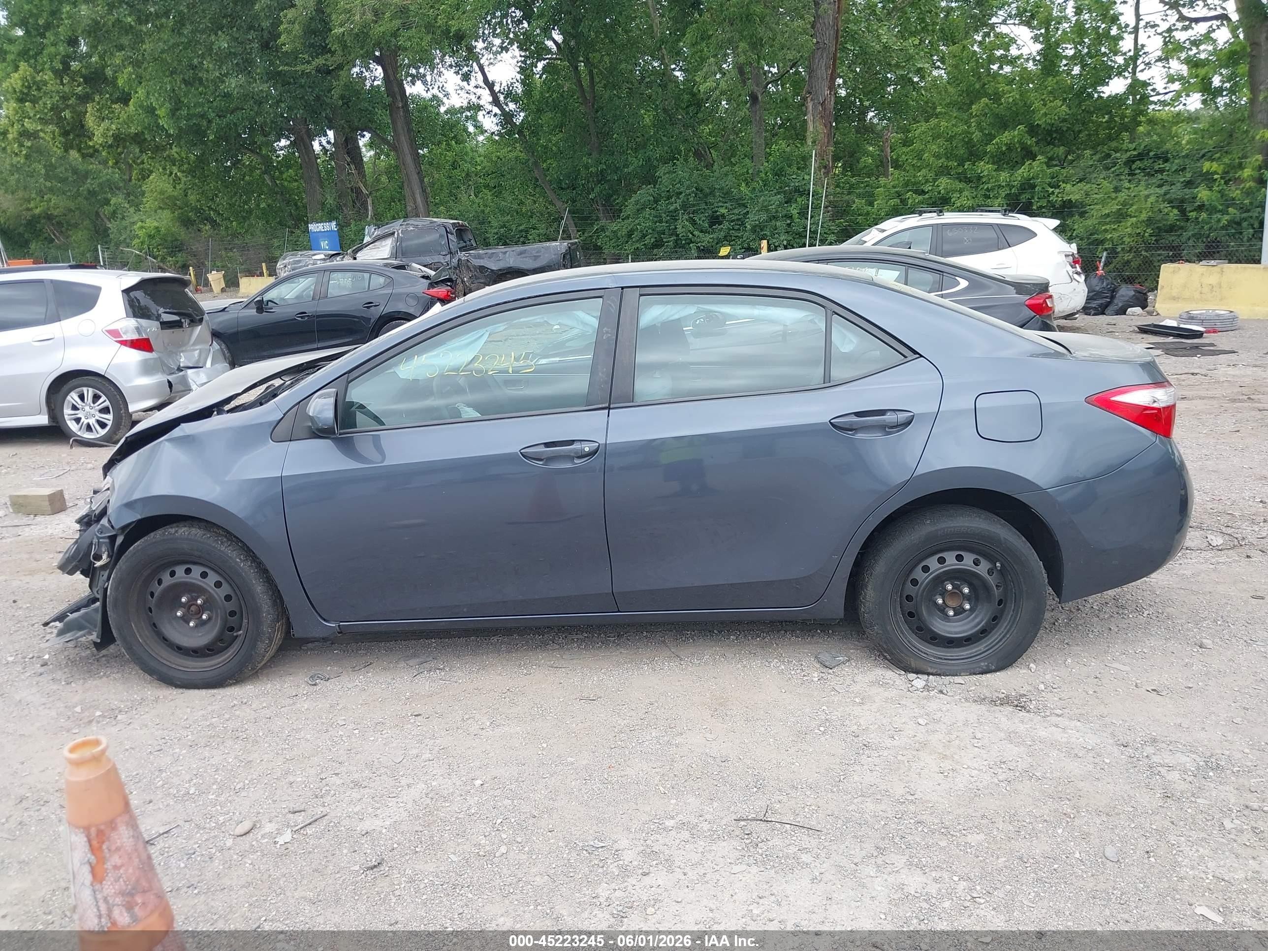 2014 Toyota Corolla Le Blue vin: 5YFBURHE2EP066595