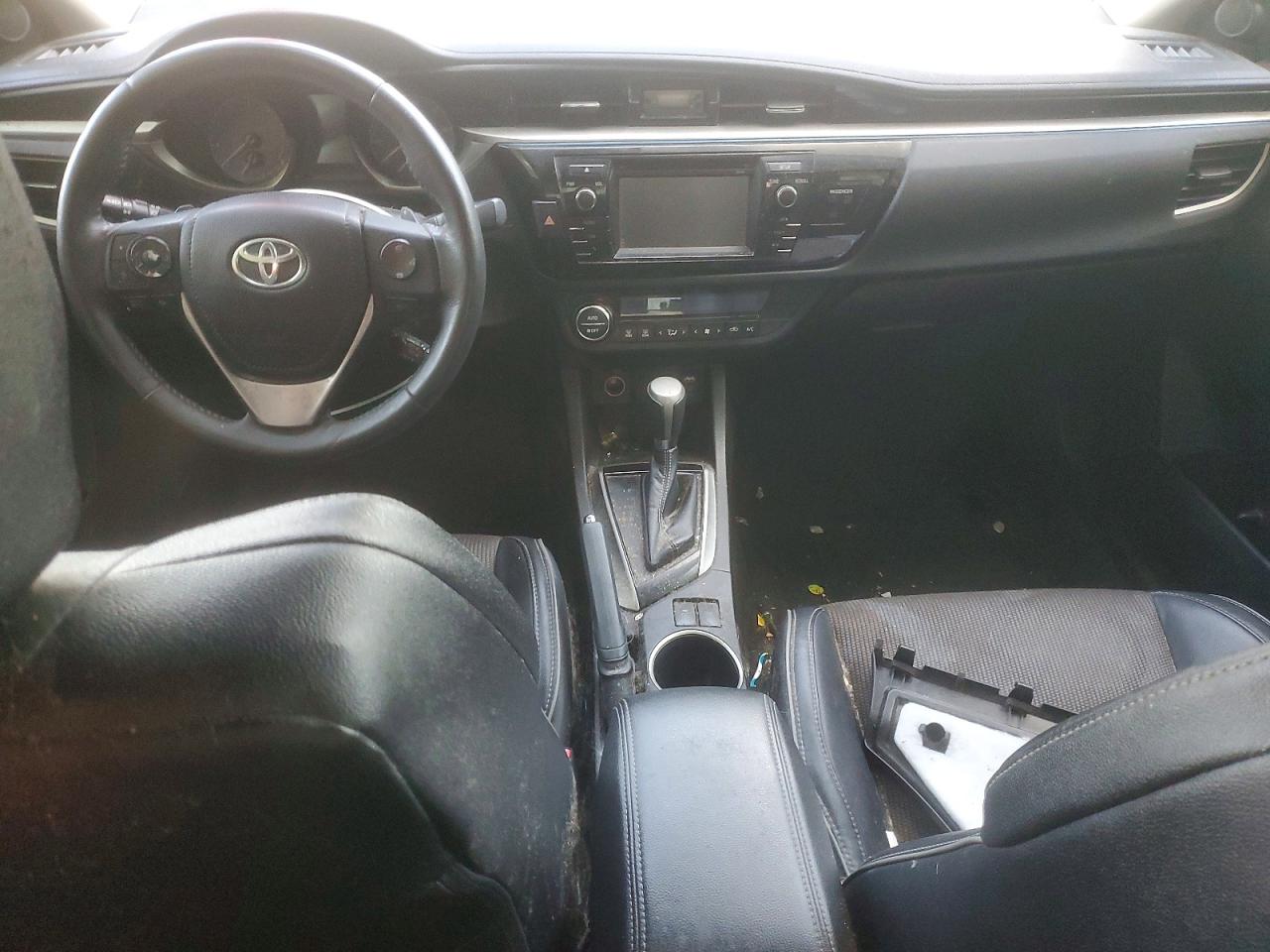 2014 Toyota Corolla S Plus Burgundy vin: 5YFBURHE2EP077029