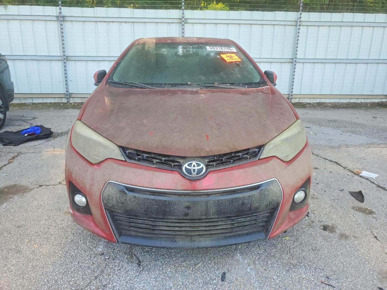 2014 Toyota Corolla S Plus Burgundy vin: 5YFBURHE2EP077029