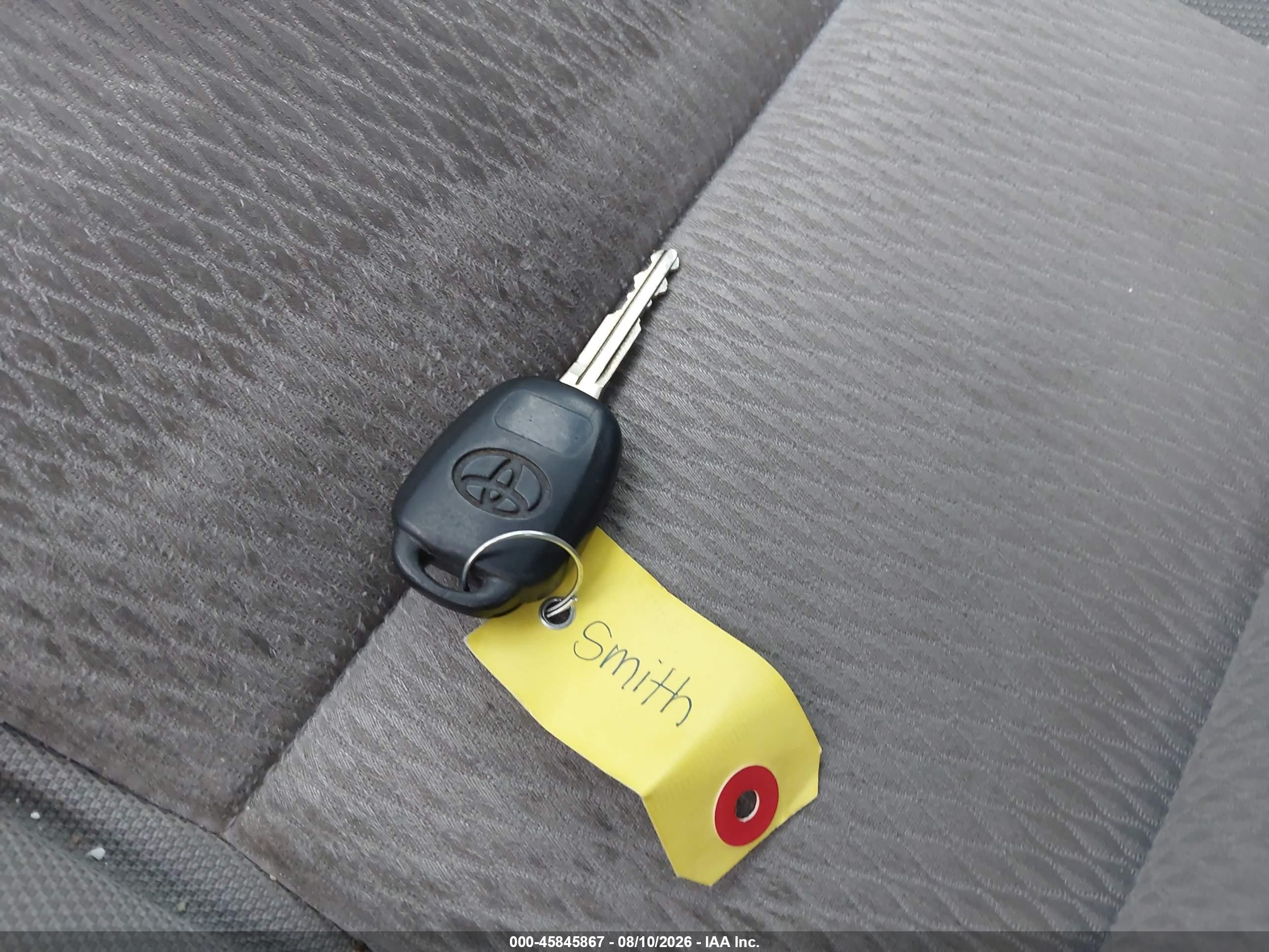 2014 Toyota Corolla Le Red vin: 5YFBURHE2EP077760