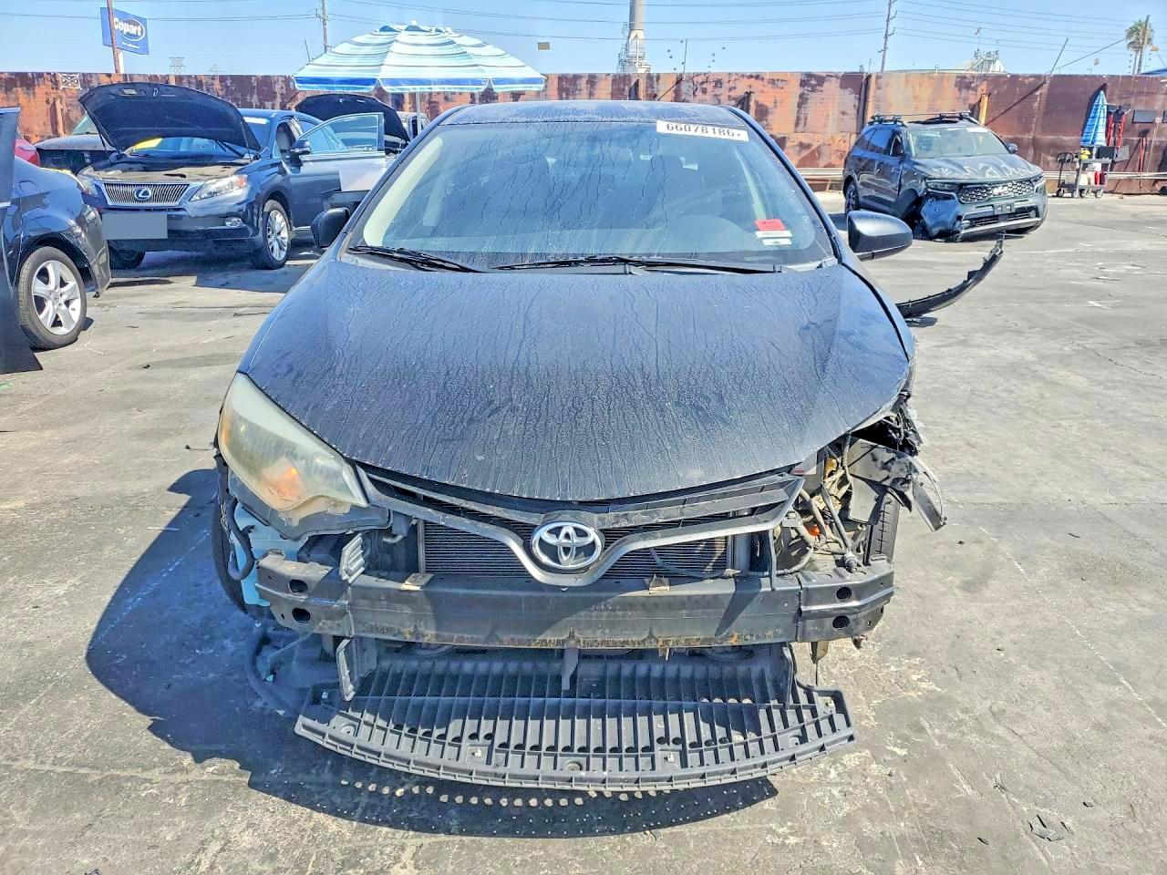2014 Toyota Corolla Le Plus Black vin: 5YFBURHE2EP085003