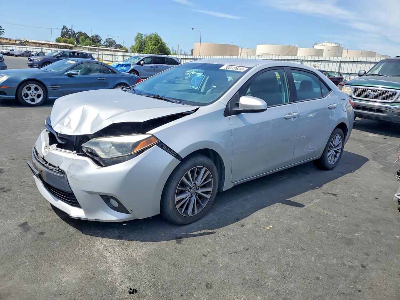2014 Toyota Corolla Le Plus Silver vin: 5YFBURHE2EP092954