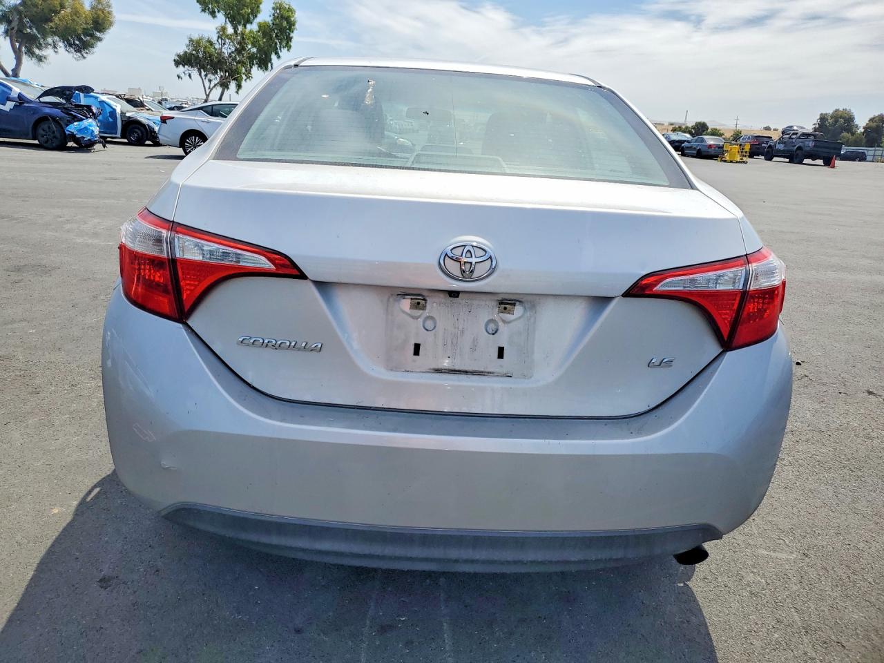 2014 Toyota Corolla Le Plus Silver vin: 5YFBURHE2EP092954