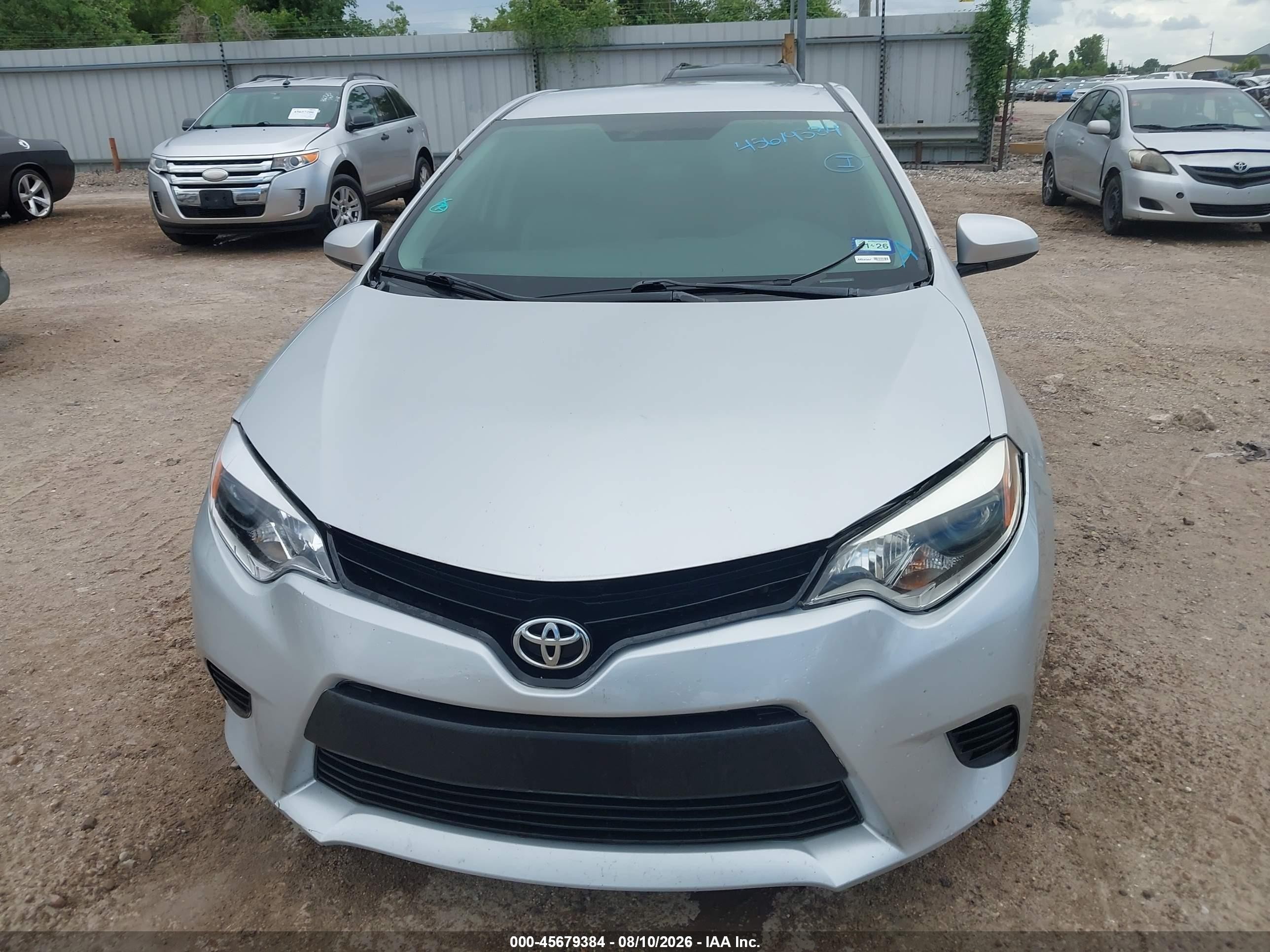 2014 Toyota Corolla Le Серебряный vin: 5YFBURHE2EP094428