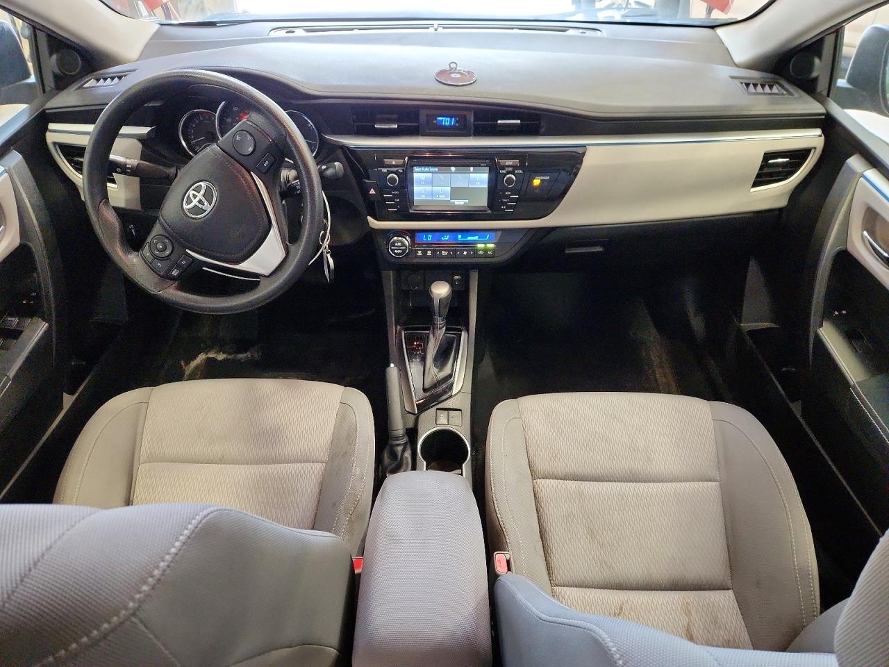 2014 Toyota Corolla Le Red vin: 5YFBURHE2EP095563