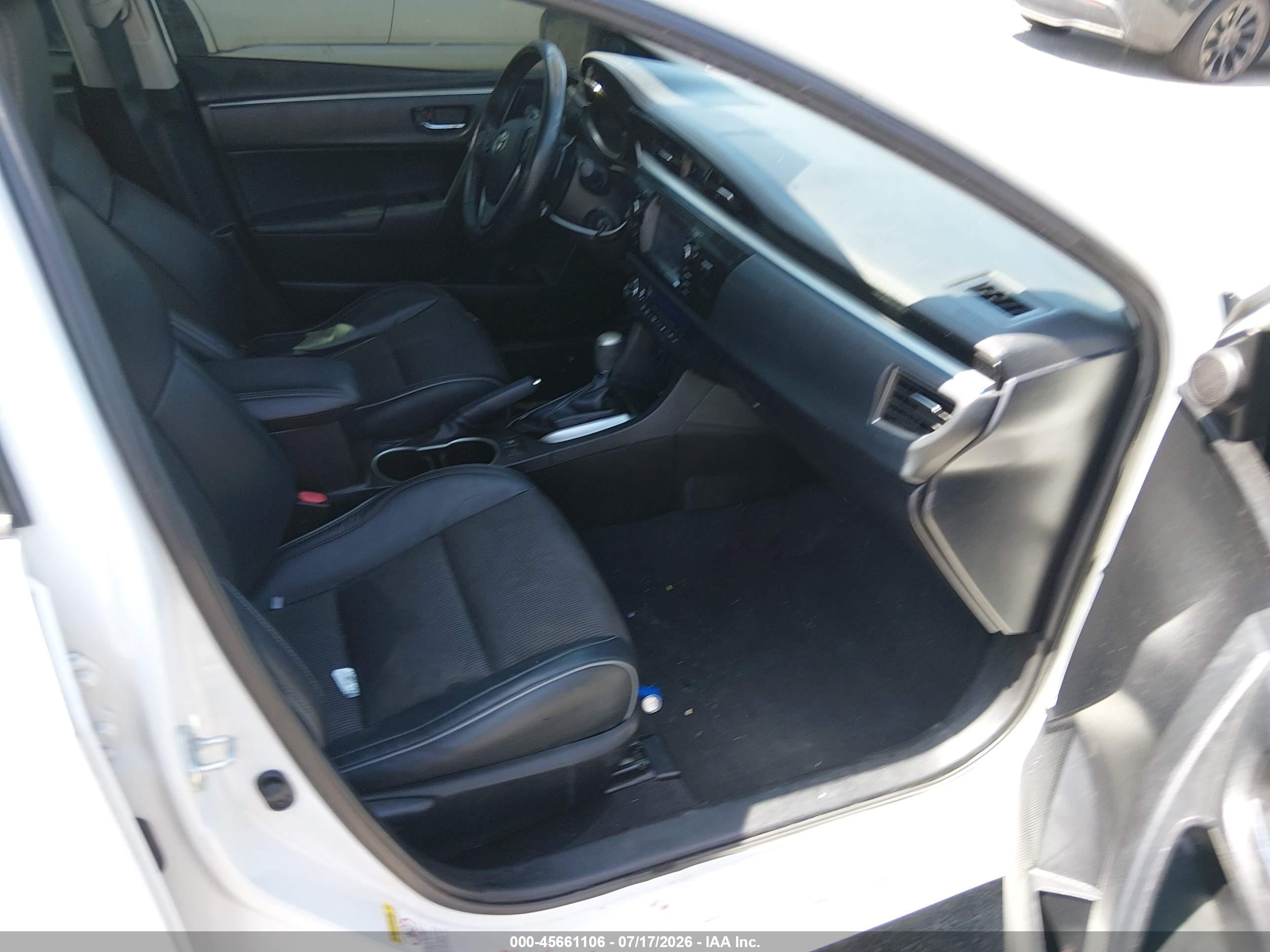 2014 Toyota Corolla S White vin: 5YFBURHE2EP100955